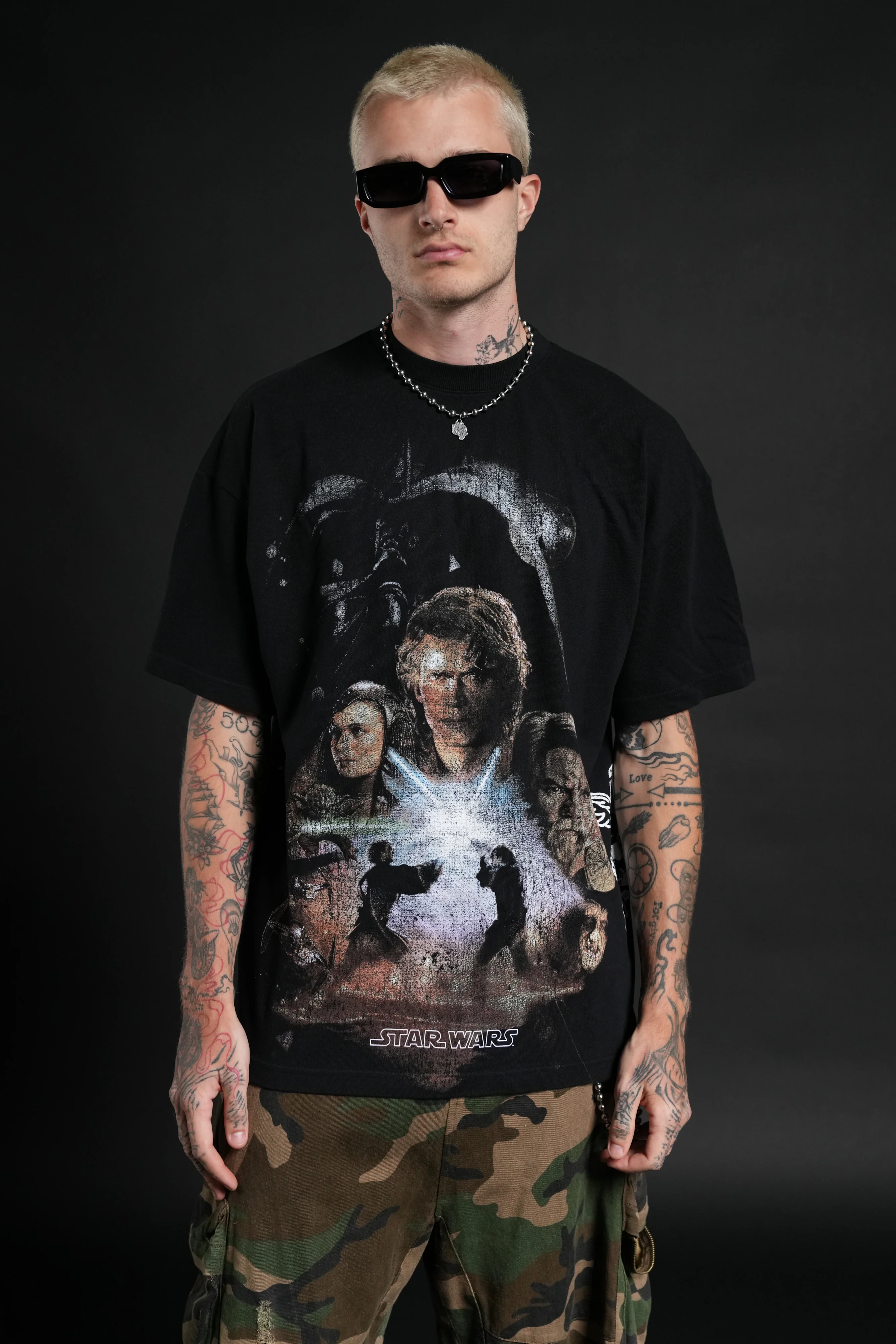 Revenge Of The Sith "Side-By-Side" Series Premium Tee in Black - Image 4