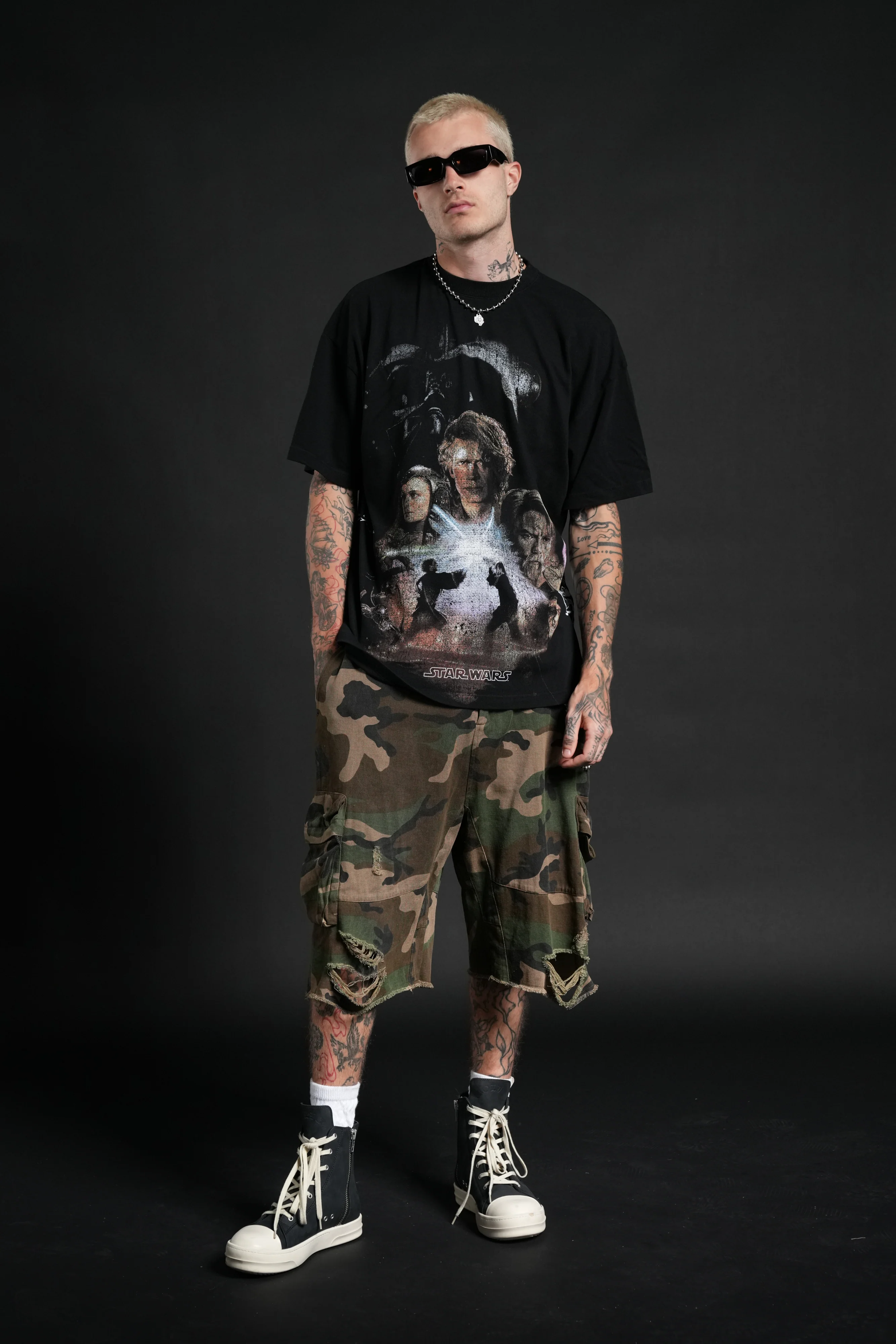 Revenge Of The Sith "Side-By-Side" Series Premium Tee in Black - Image 5