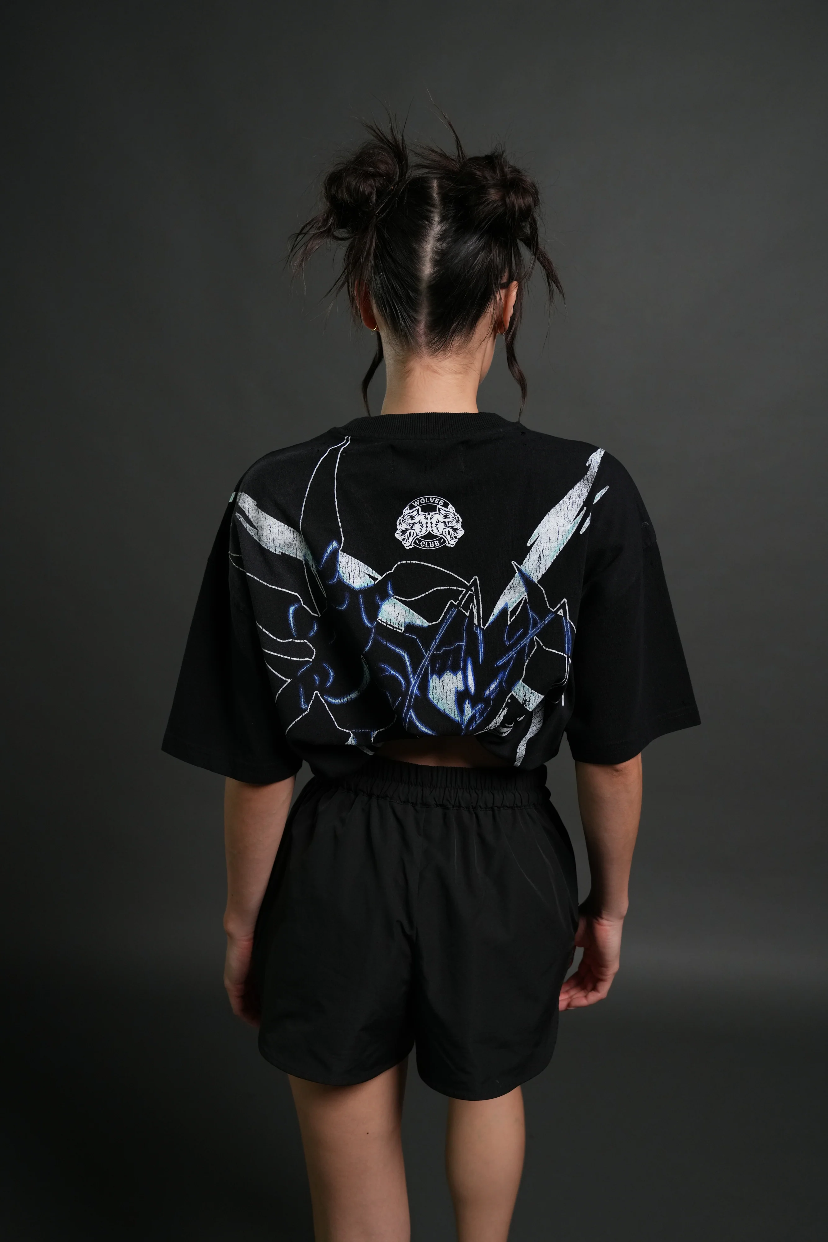 Rise of Beru Grunge Mid-Length Raw Hem Tee in Black Sun Fade - Image 10