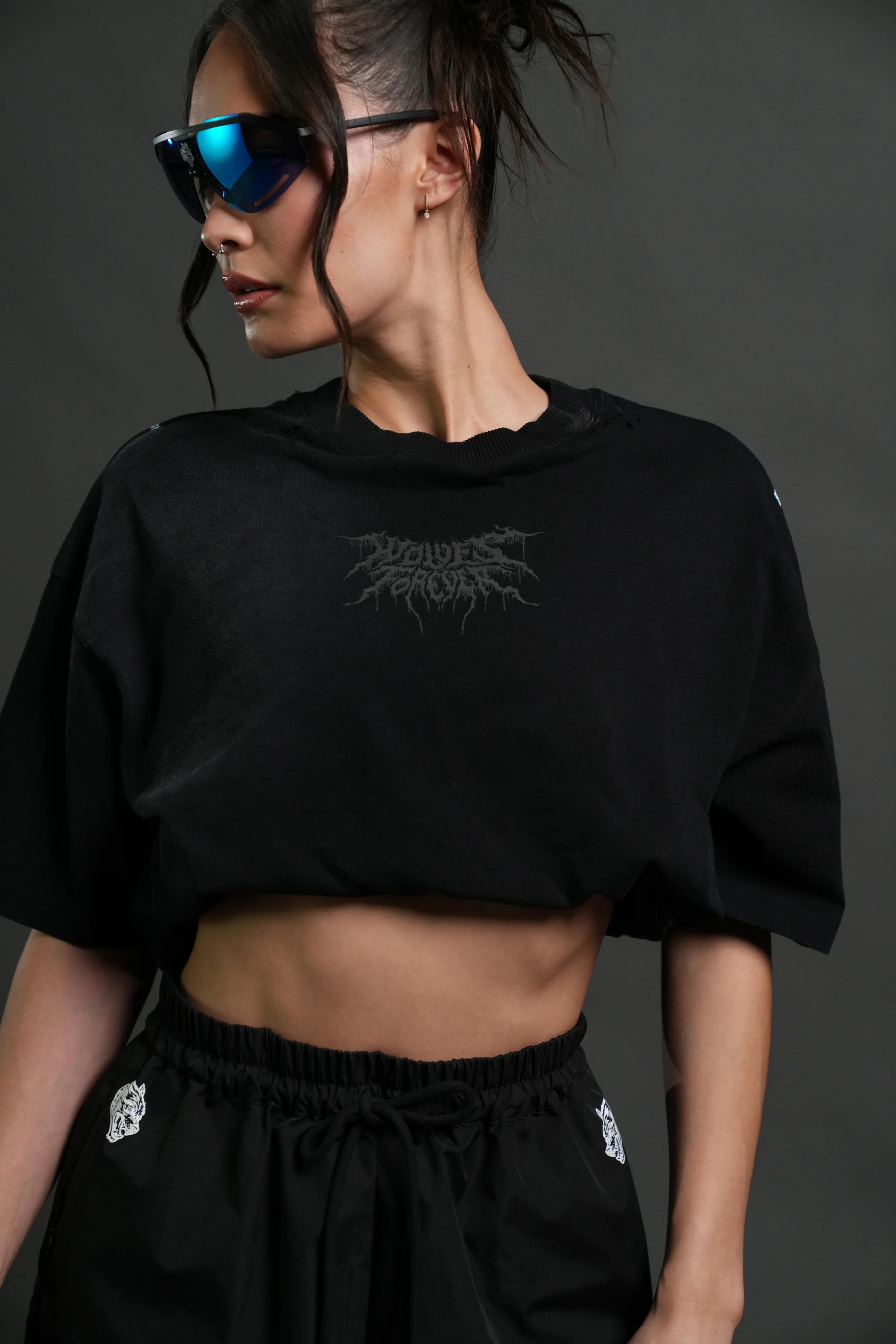 Rise of Beru Grunge Mid-Length Raw Hem Tee in Black Sun Fade - Image 13