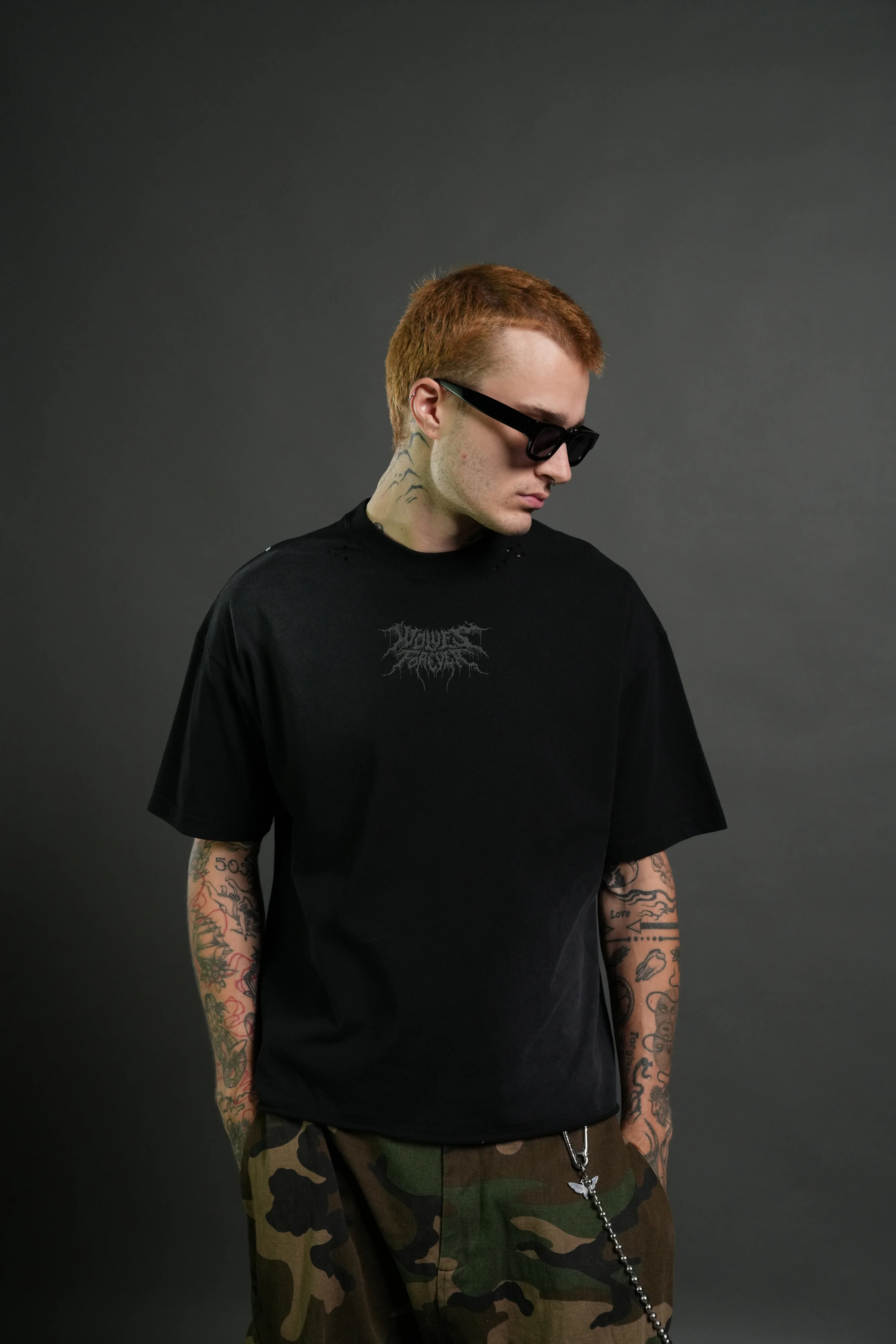 Rise of Beru Grunge Mid-Length Raw Hem Tee in Black Sun Fade - Image 2