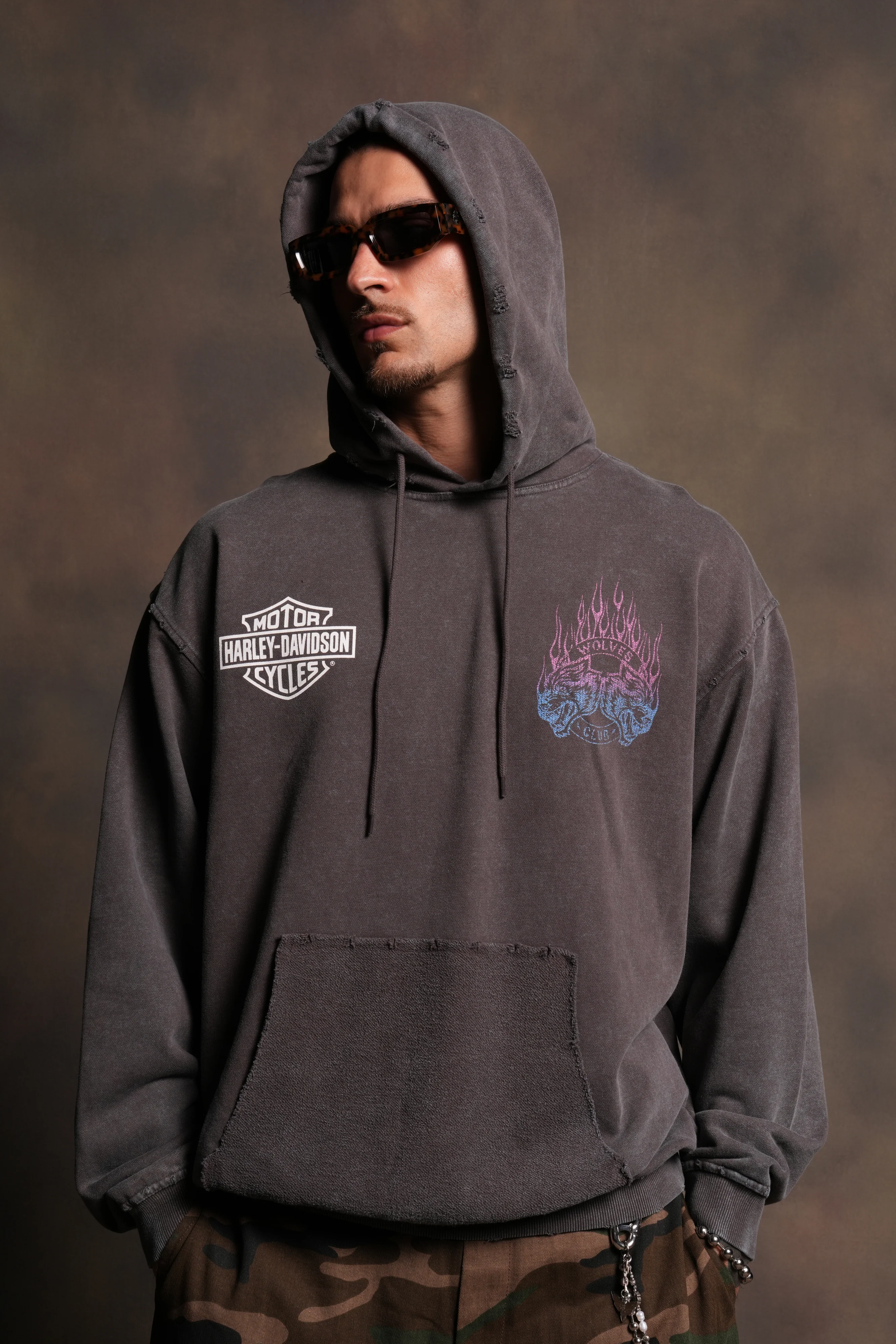 Rising Sun Grunge Moatis Hoodie in Darc Brown - Image 2