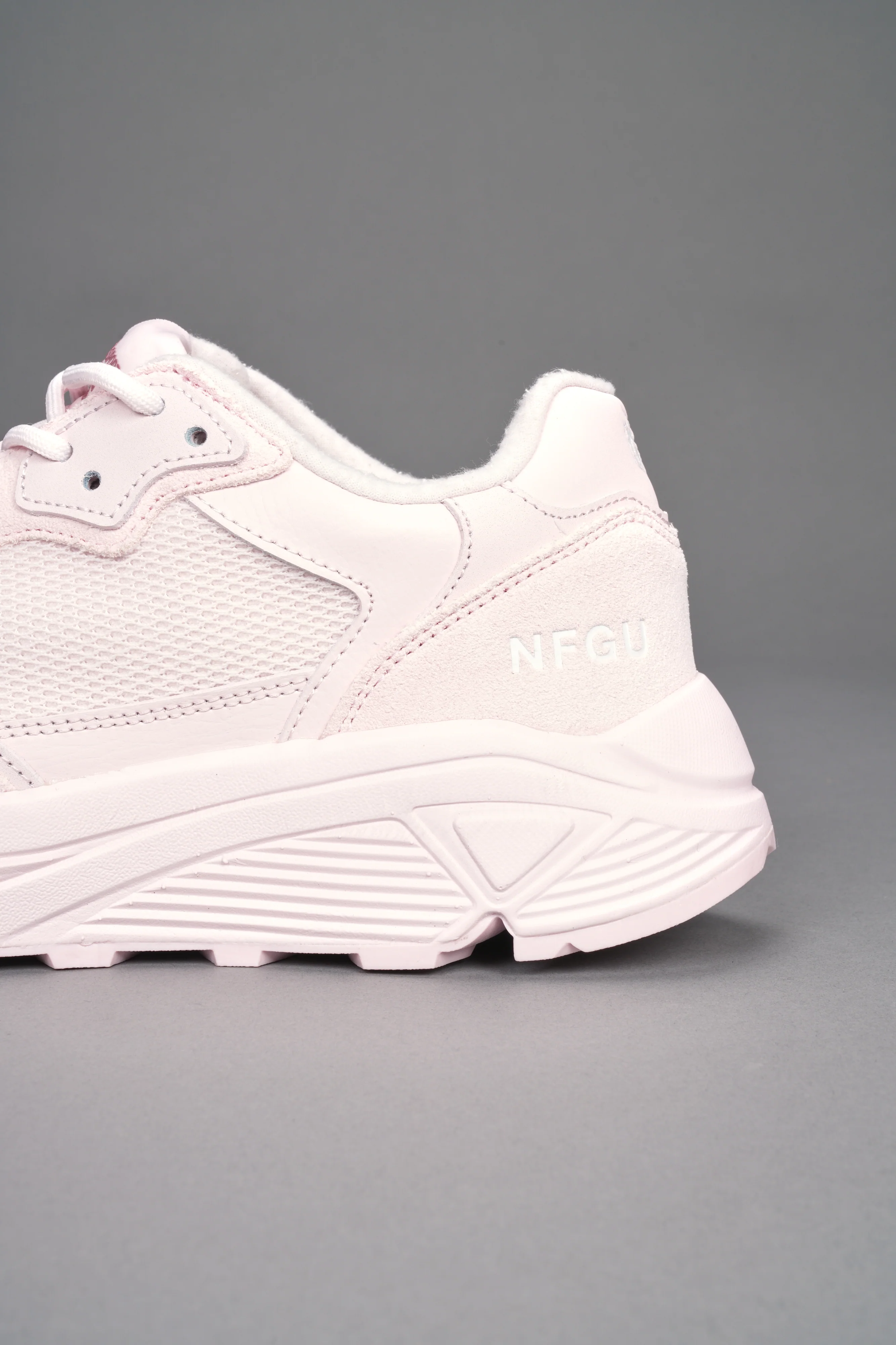 Run-1 Shoes in Cloud Pink - Image 11