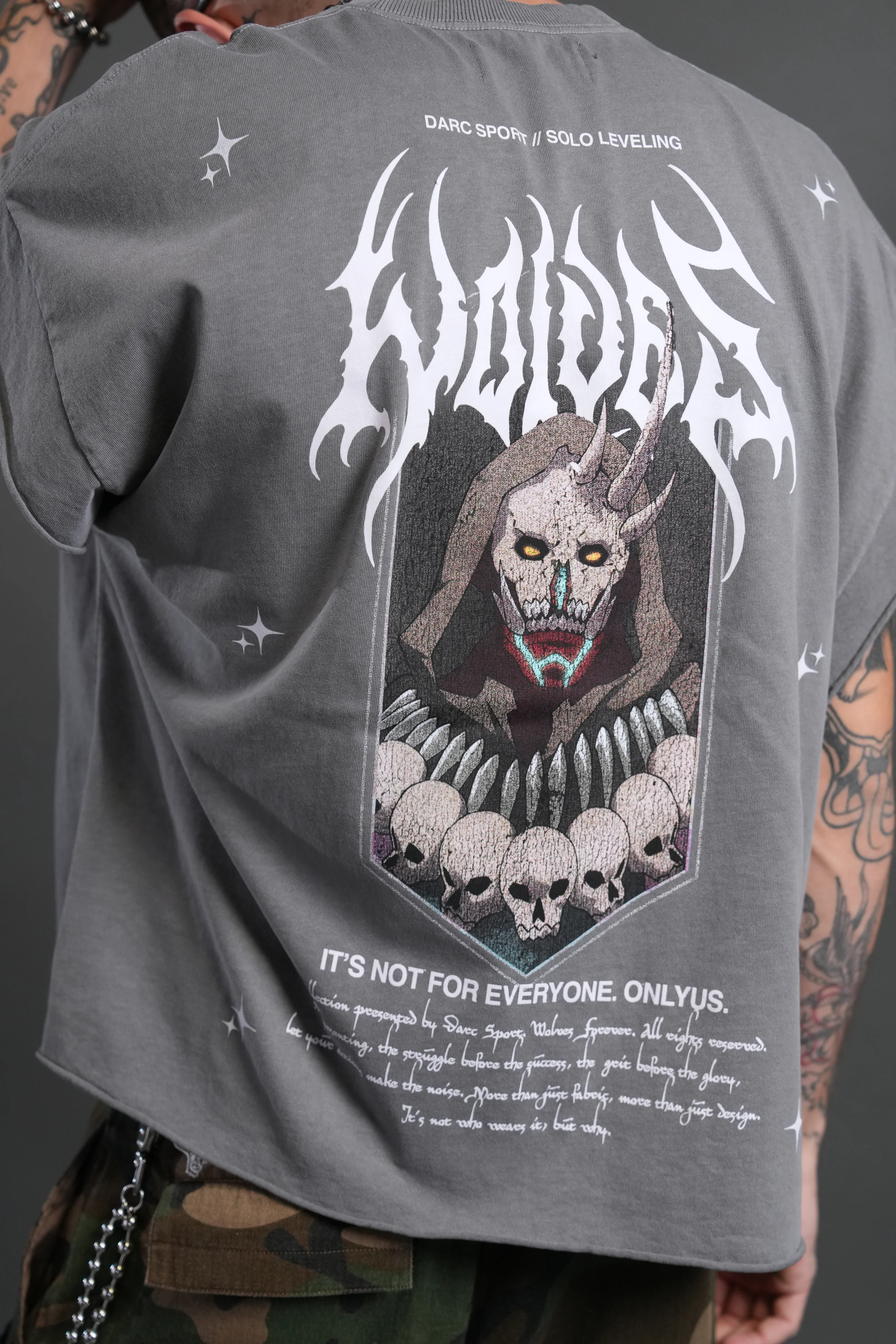 Shadow Shaman Grunge Cut-Off Tee in Dove Gray - Image 10