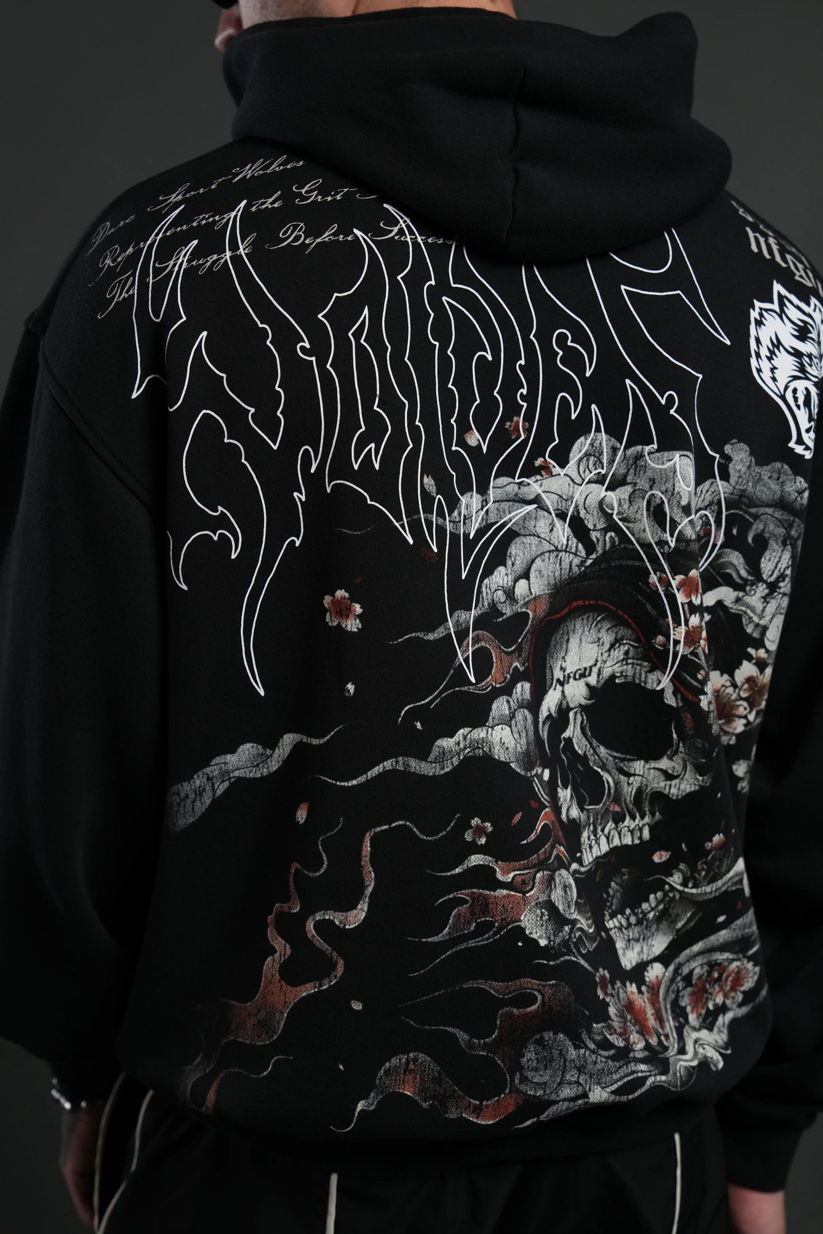 Shonen's Past "Pierce" Hoodie in Black - Image 8