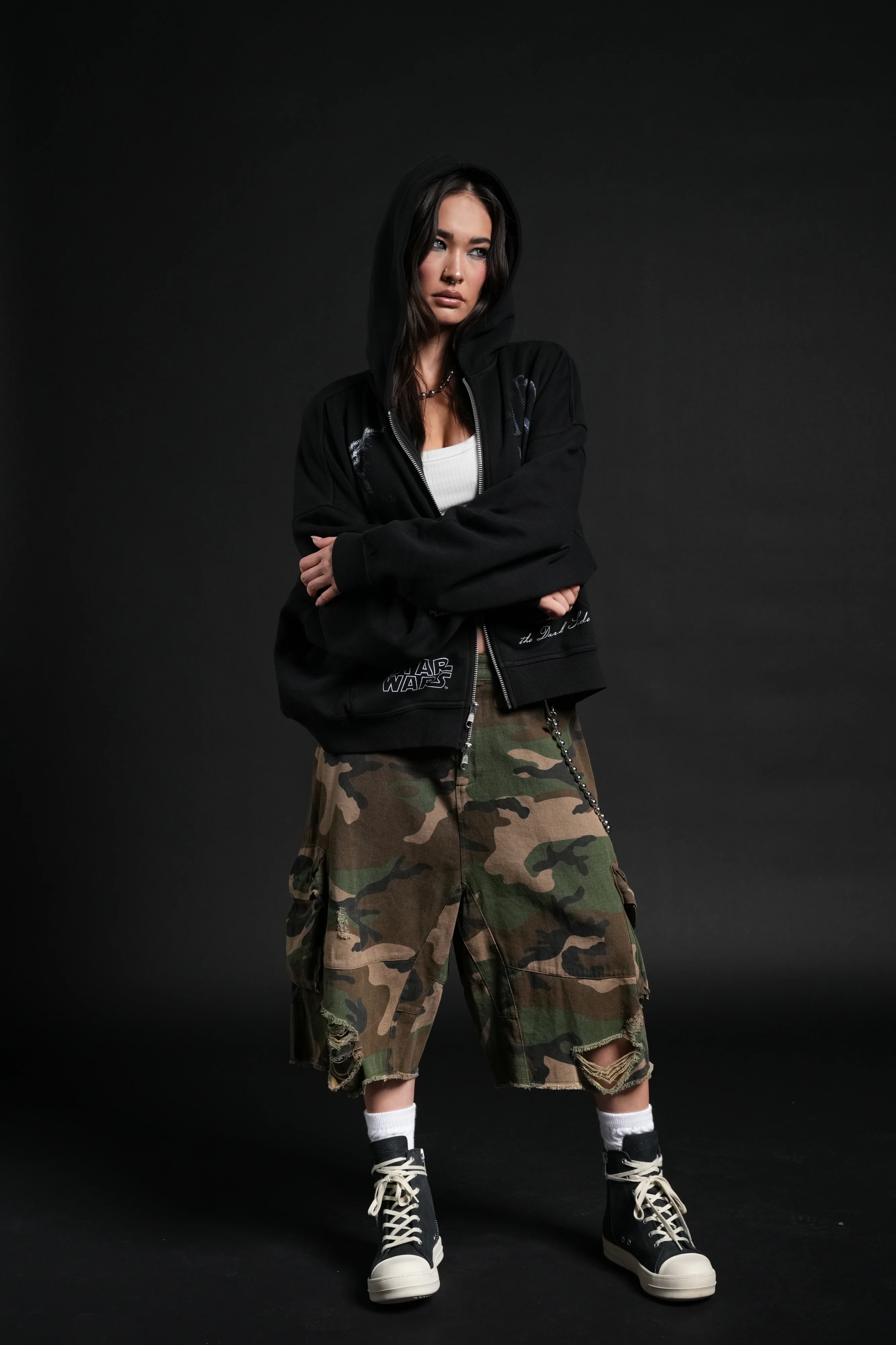 Side Of Power Vex Double Zip Hoodie in Black - Image 12