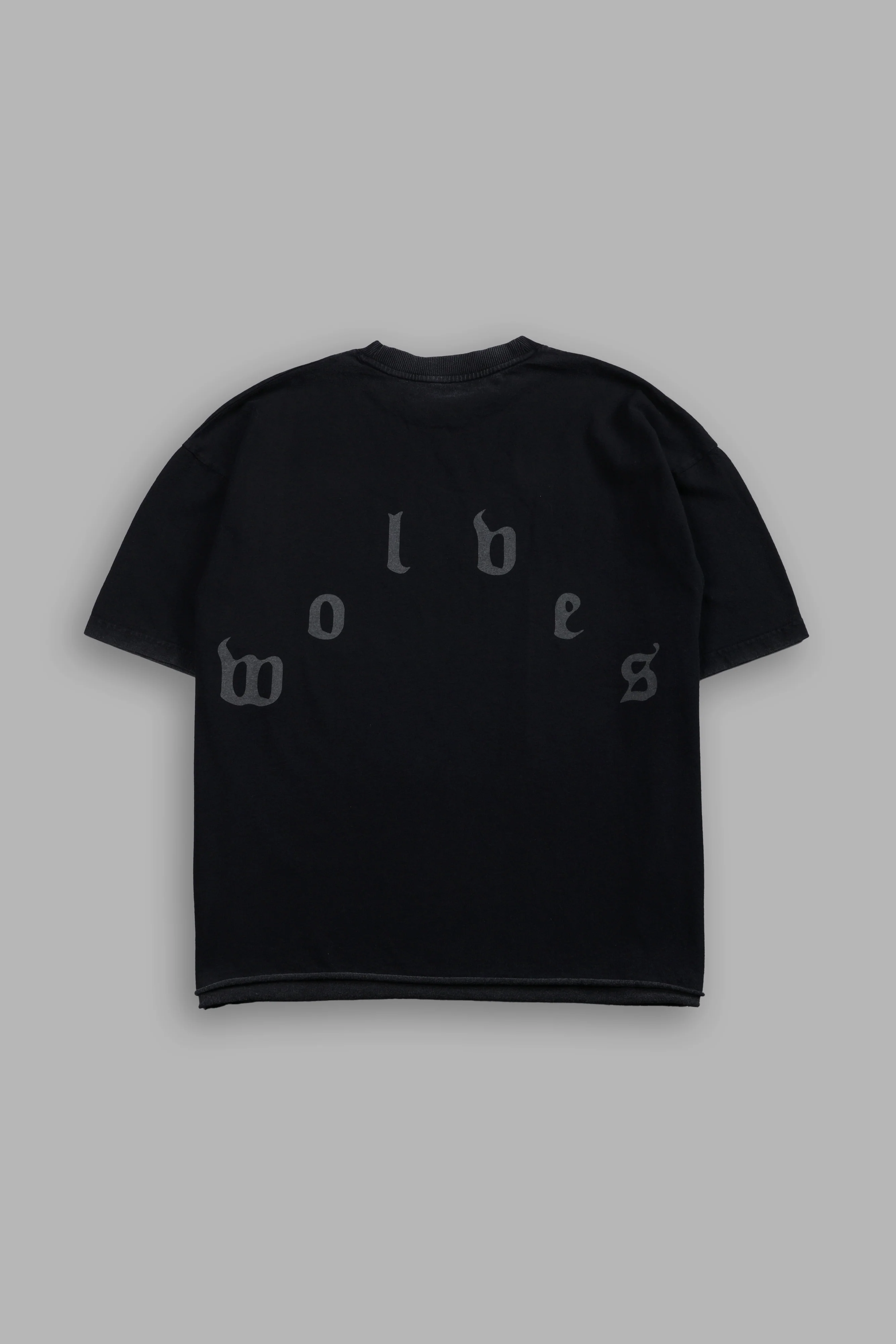 Sith Inferno Grunge Mid Length Raw Hem Tee in Black - Image 3