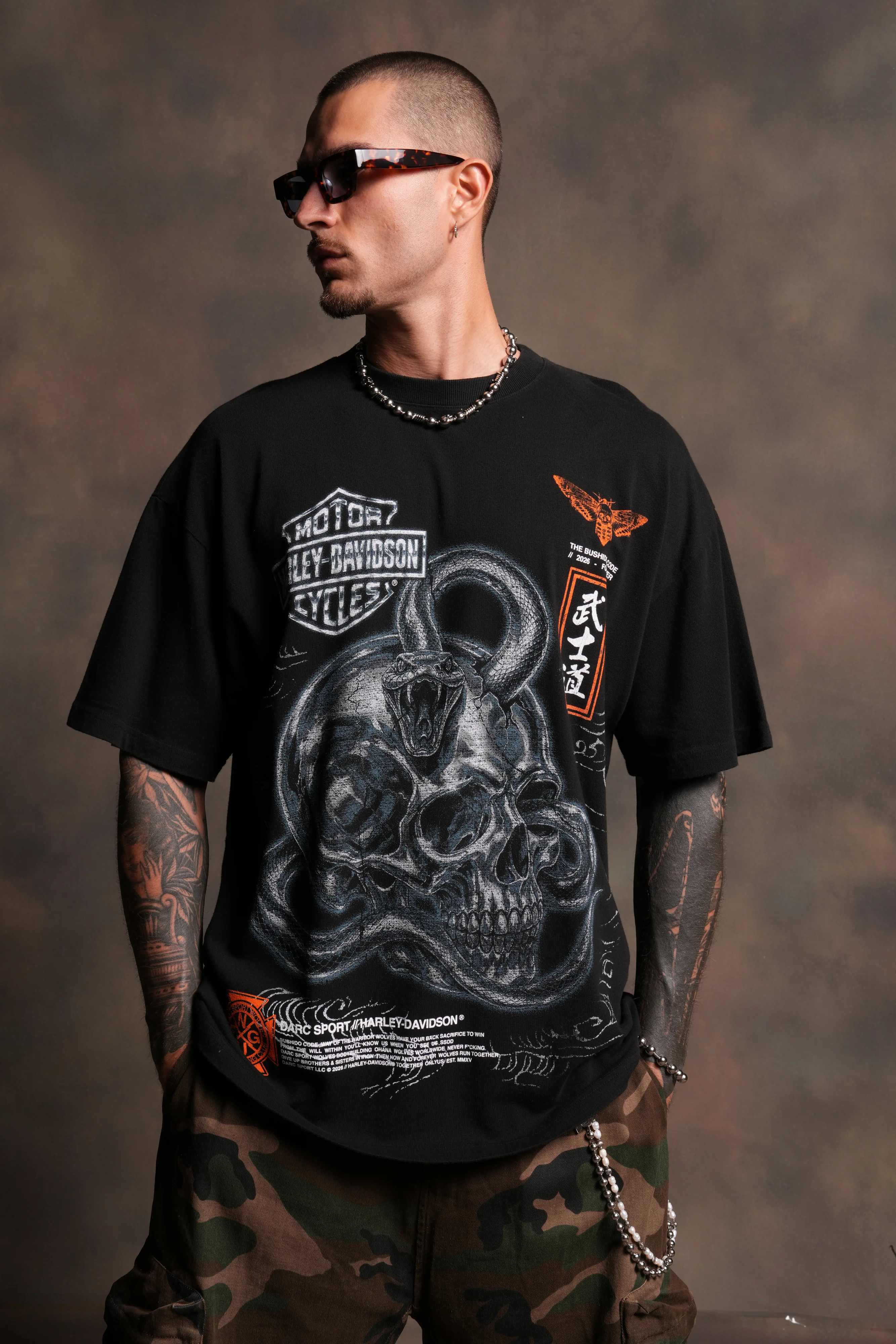 Skulls & Steel Premium Tee in Black - Image 4