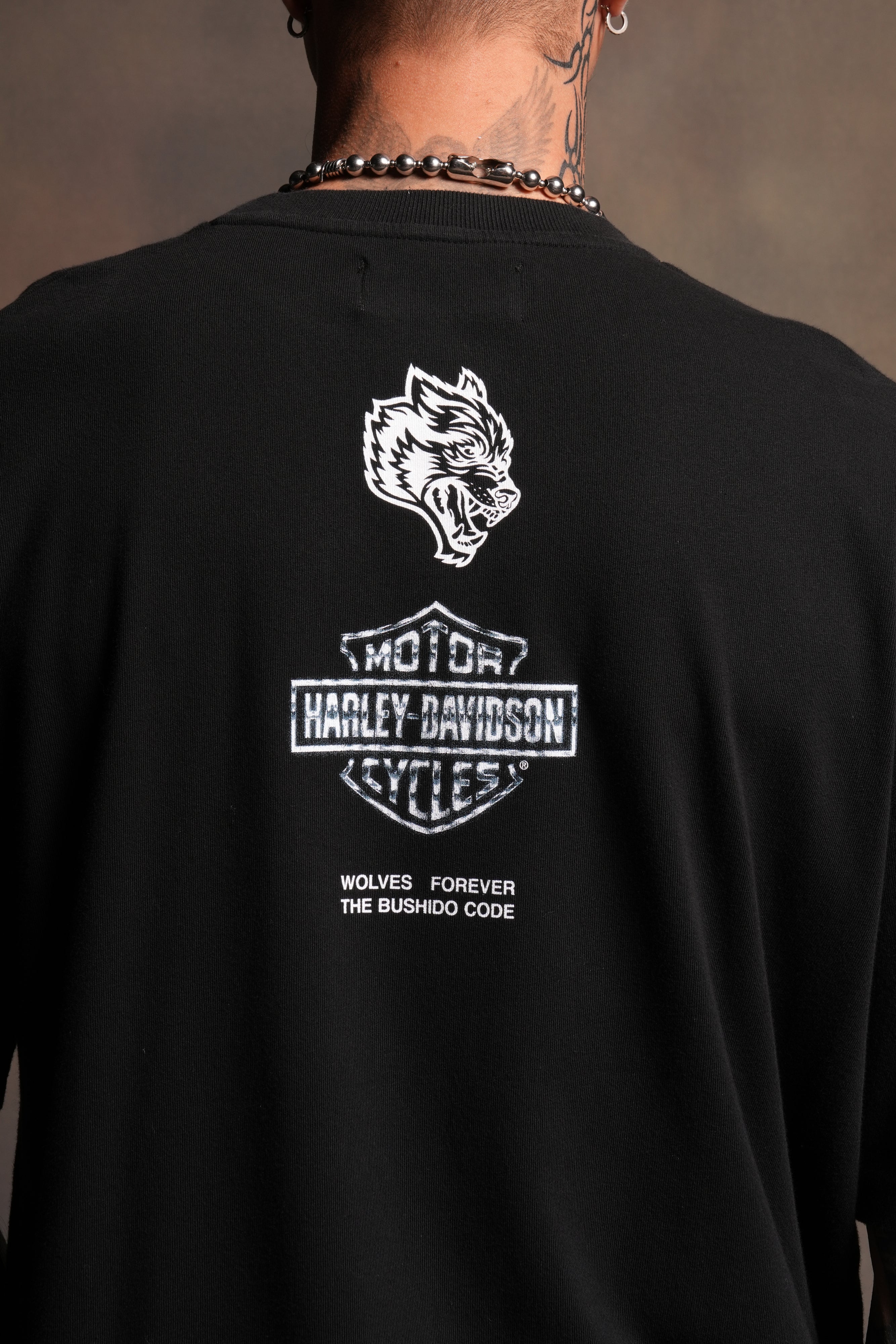 Skulls & Steel Premium Tee in Black - Image 8