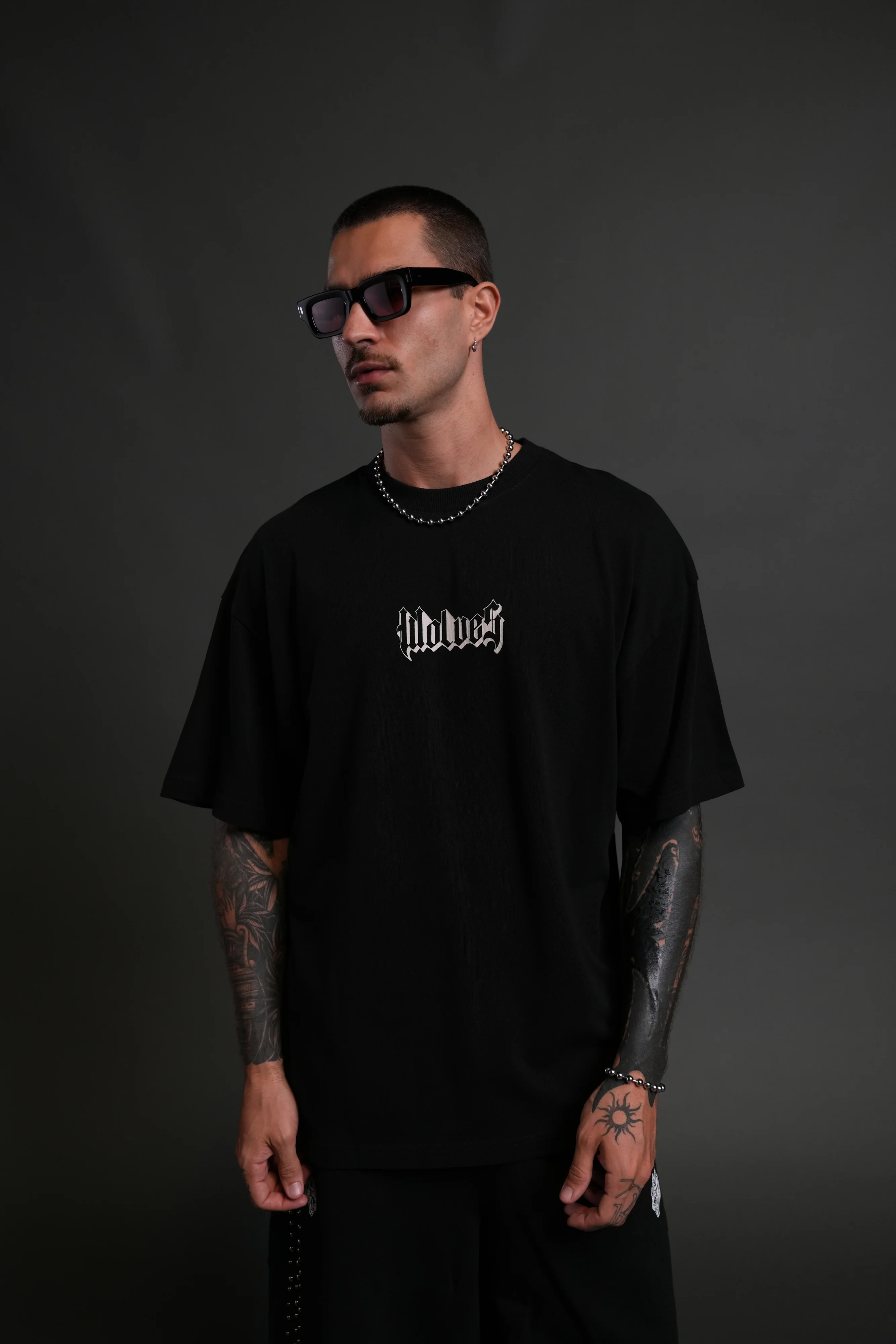 SSDDNFGU Hesh Unisex "Premium" Oversized Tee in Black - Image 2