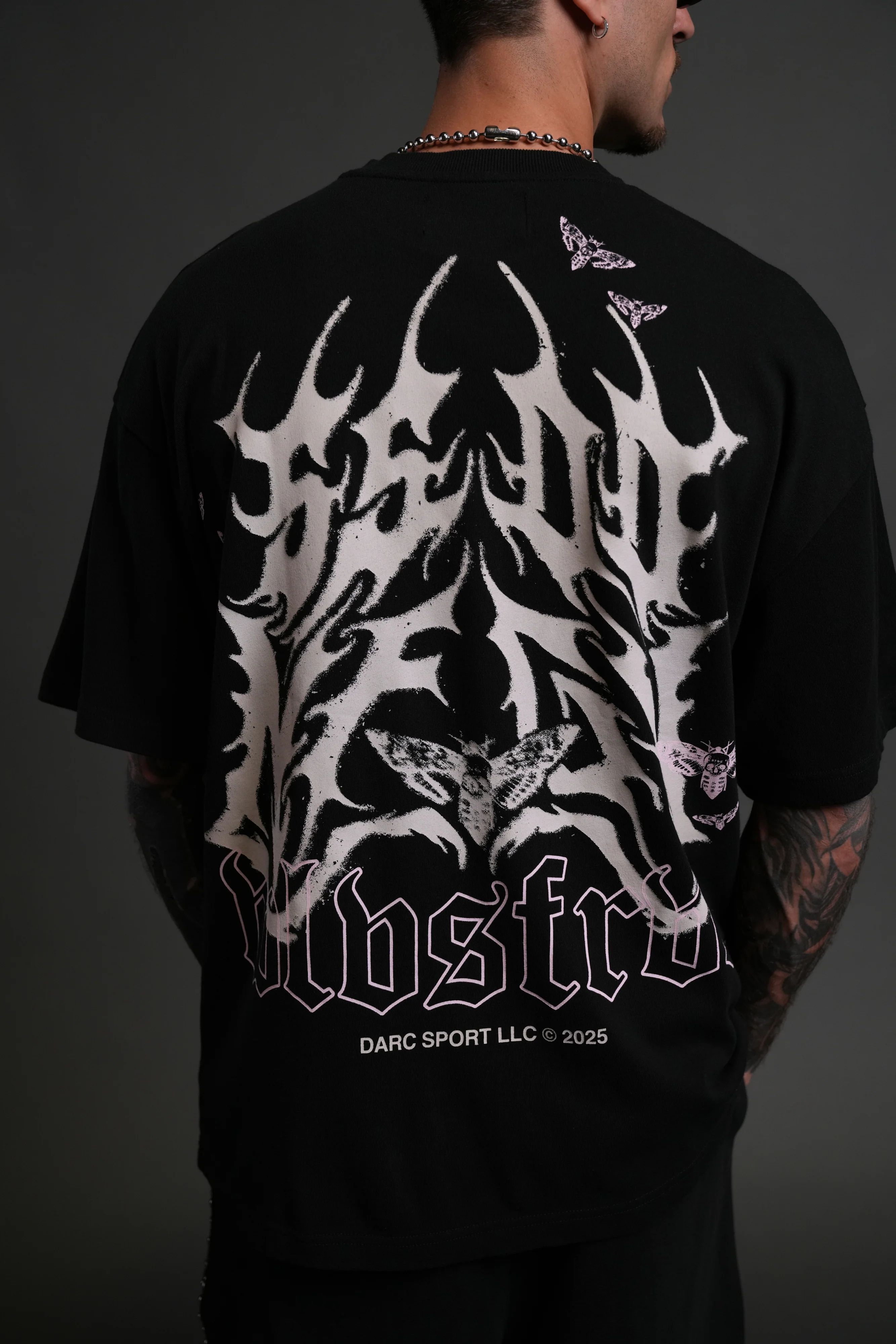 SSDDNFGU Hesh Unisex "Premium" Oversized Tee in Black - Image 5