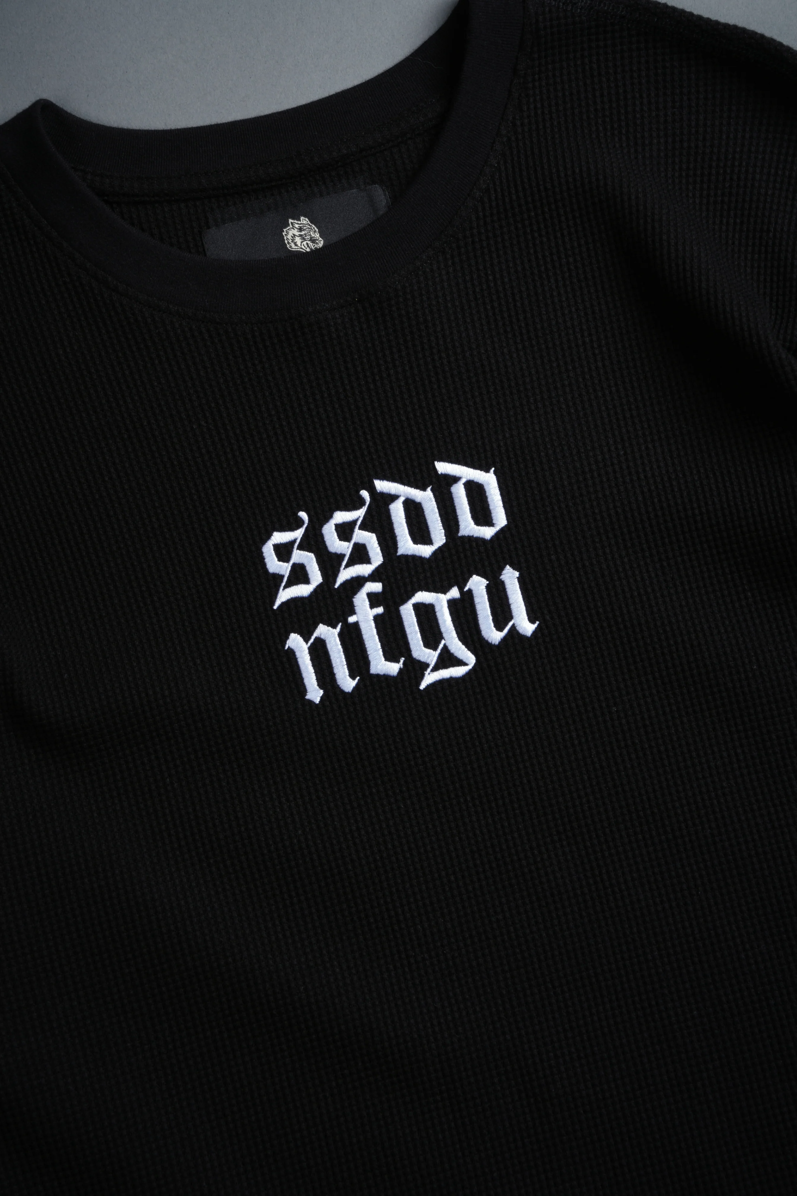SSDDNFGU Thorns Lightweight Thermal in Black - Image 8