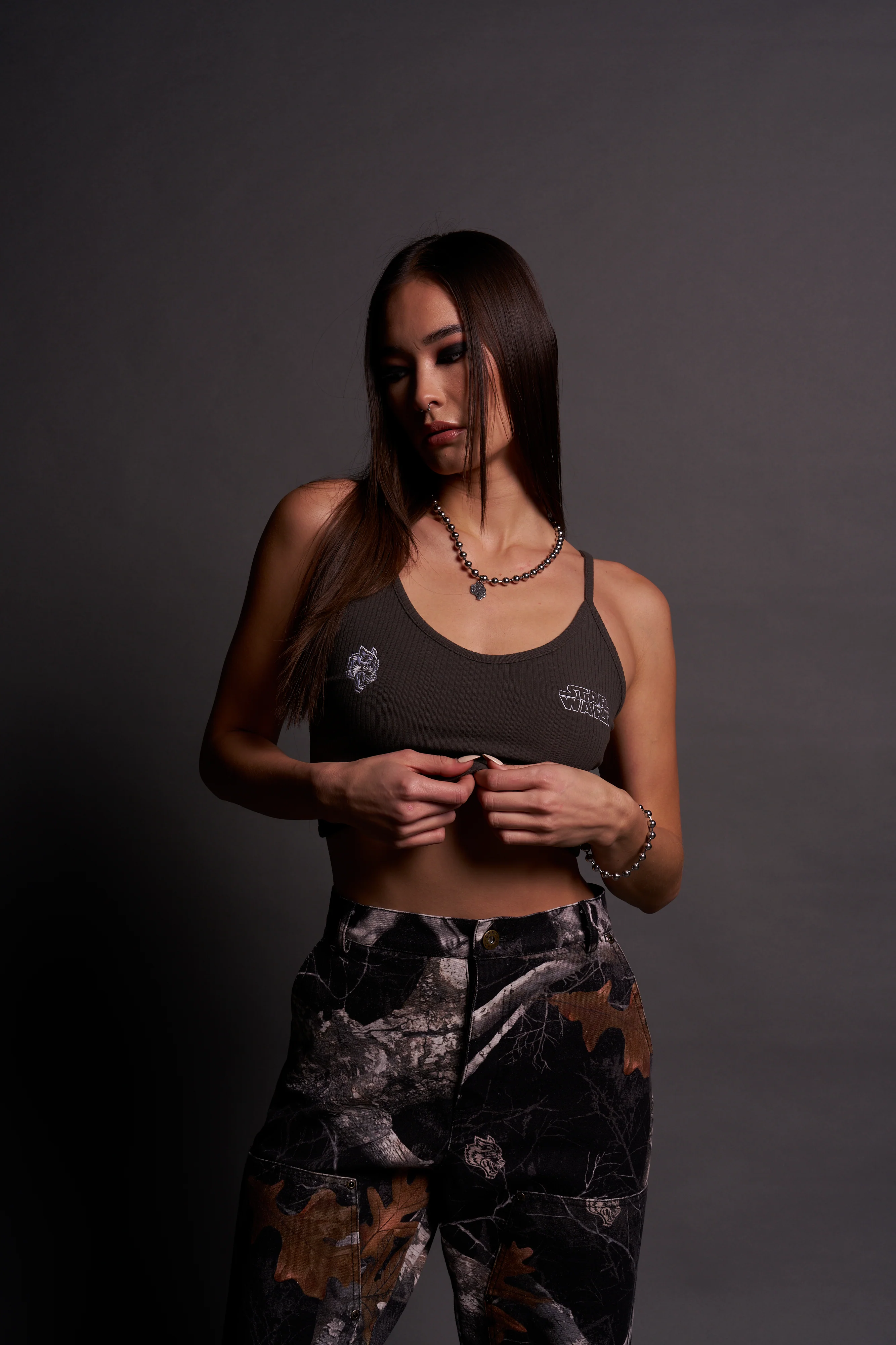 Star Wars Spaghetti Crop Tank in Wolf Gray - Image 5
