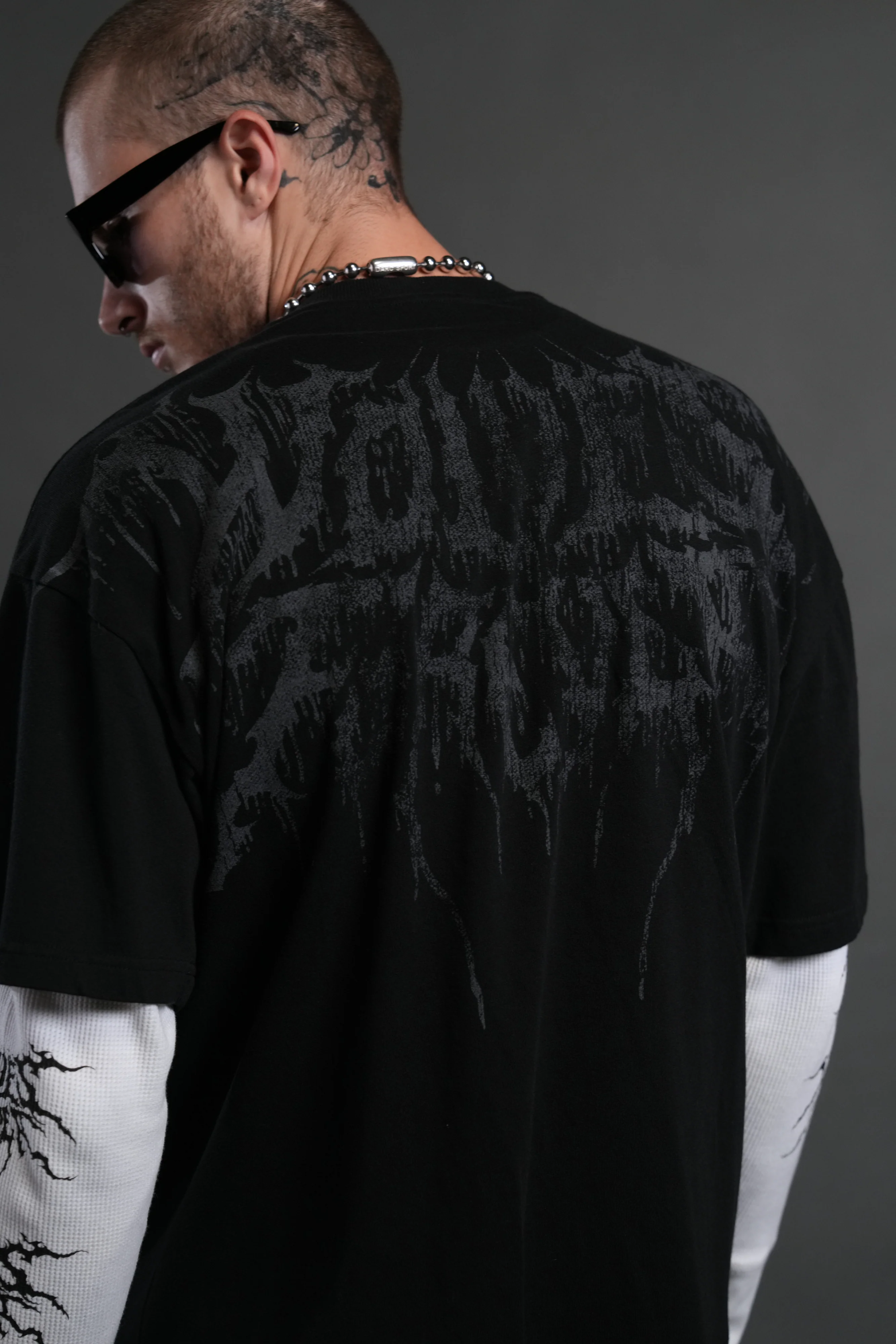 Statue of God "Premium" Oversized Tee in Black - Image 8