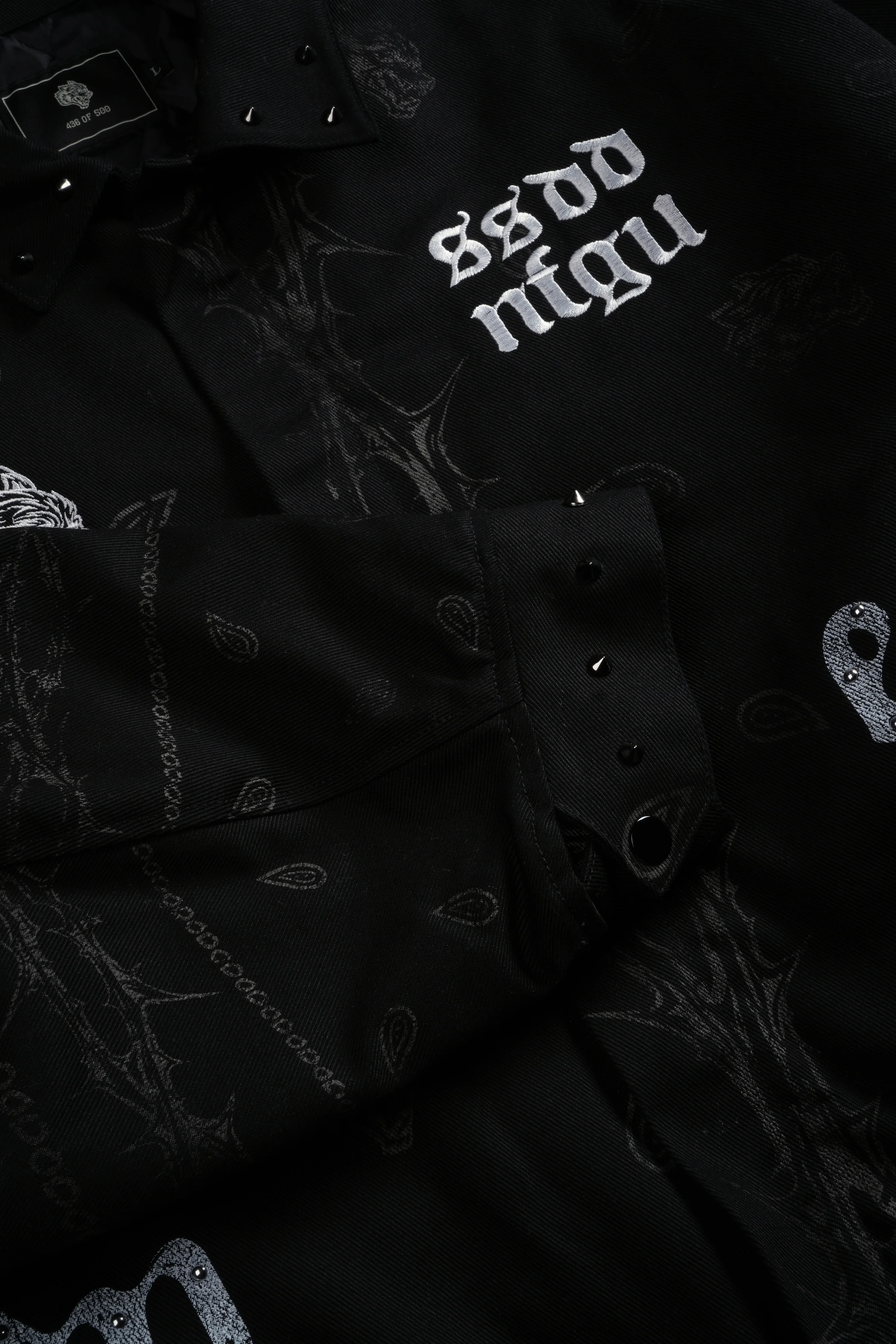 Studded Wolves Pyramid Moe Jacket in Black Thorn Paisley - Image 9