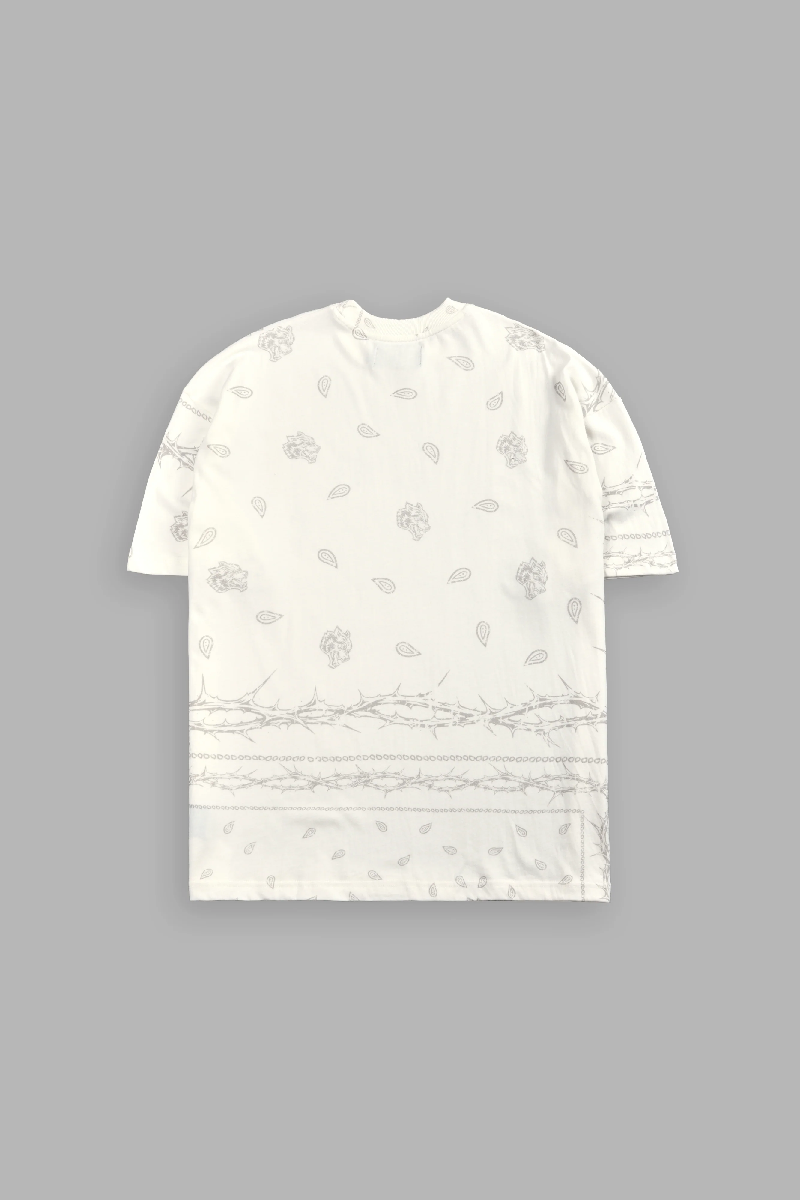 Studded Wolves Pyramid Premium Oversized Tee in Cream Thorn Paisley - Image 3