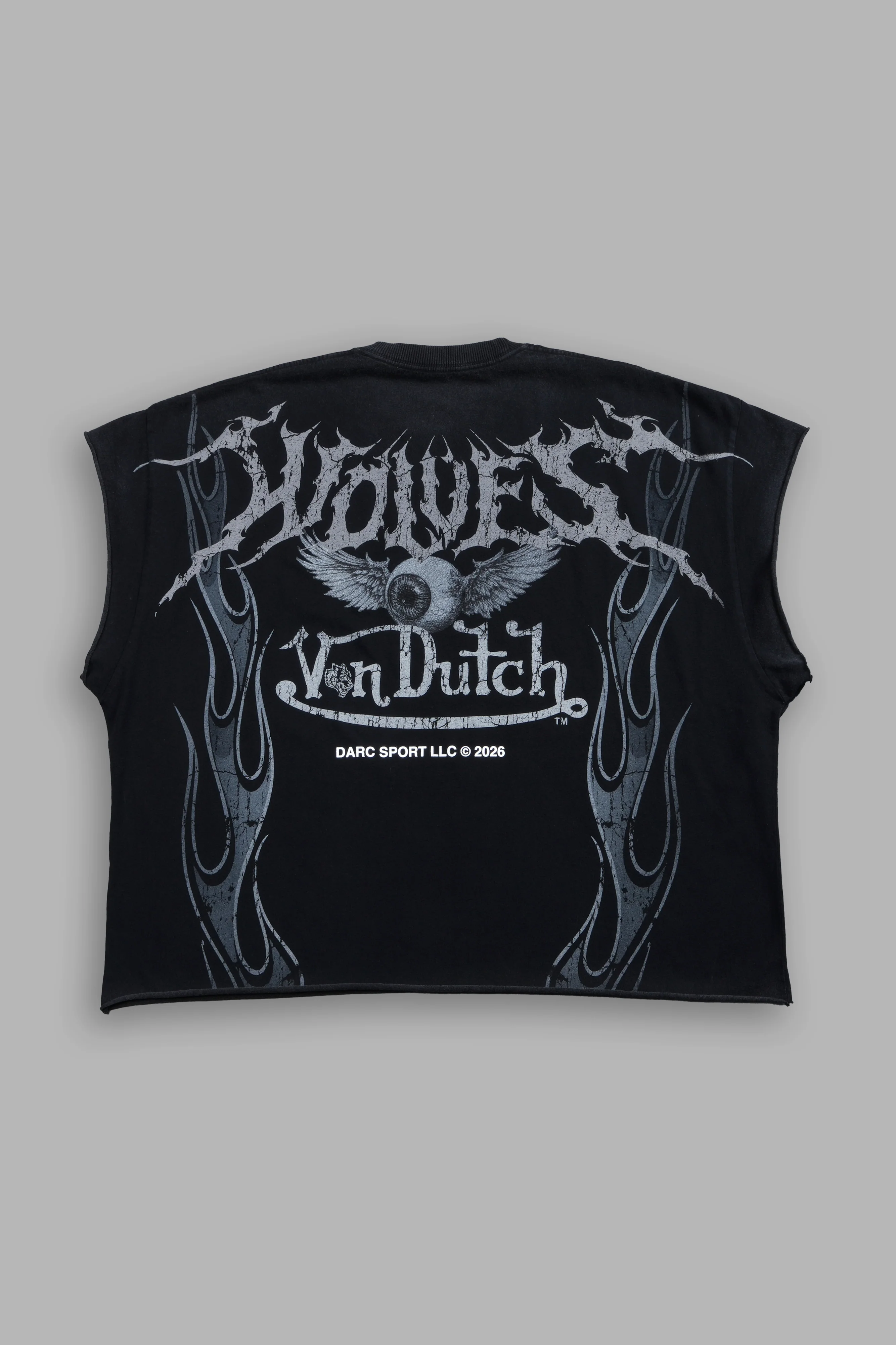 Take-Off Grunge Cut-Off Mid-Length Raw Hem Tee in Black