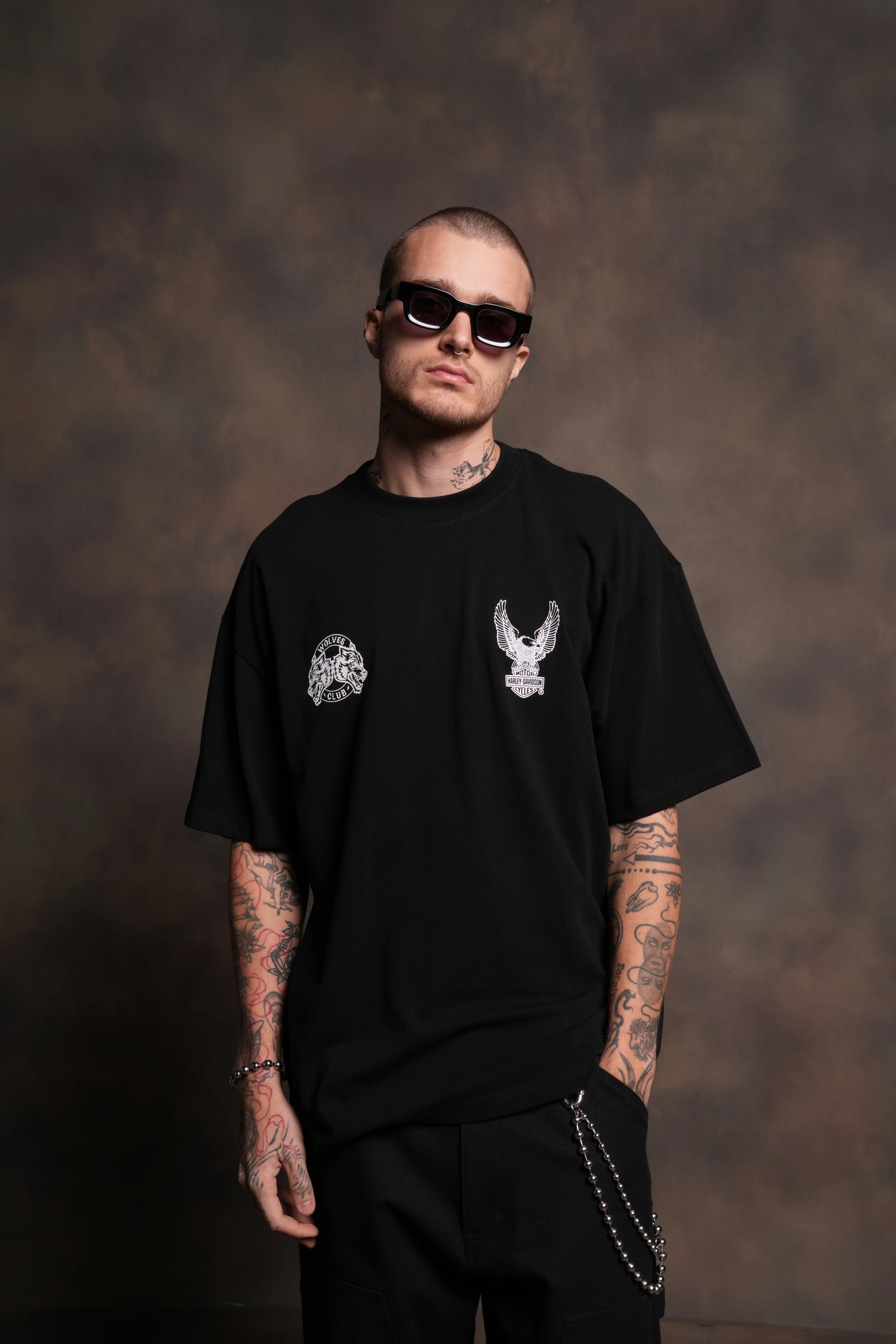 The Eagle & The Wolf "Premium" Oversized Tee in Black - Image 2
