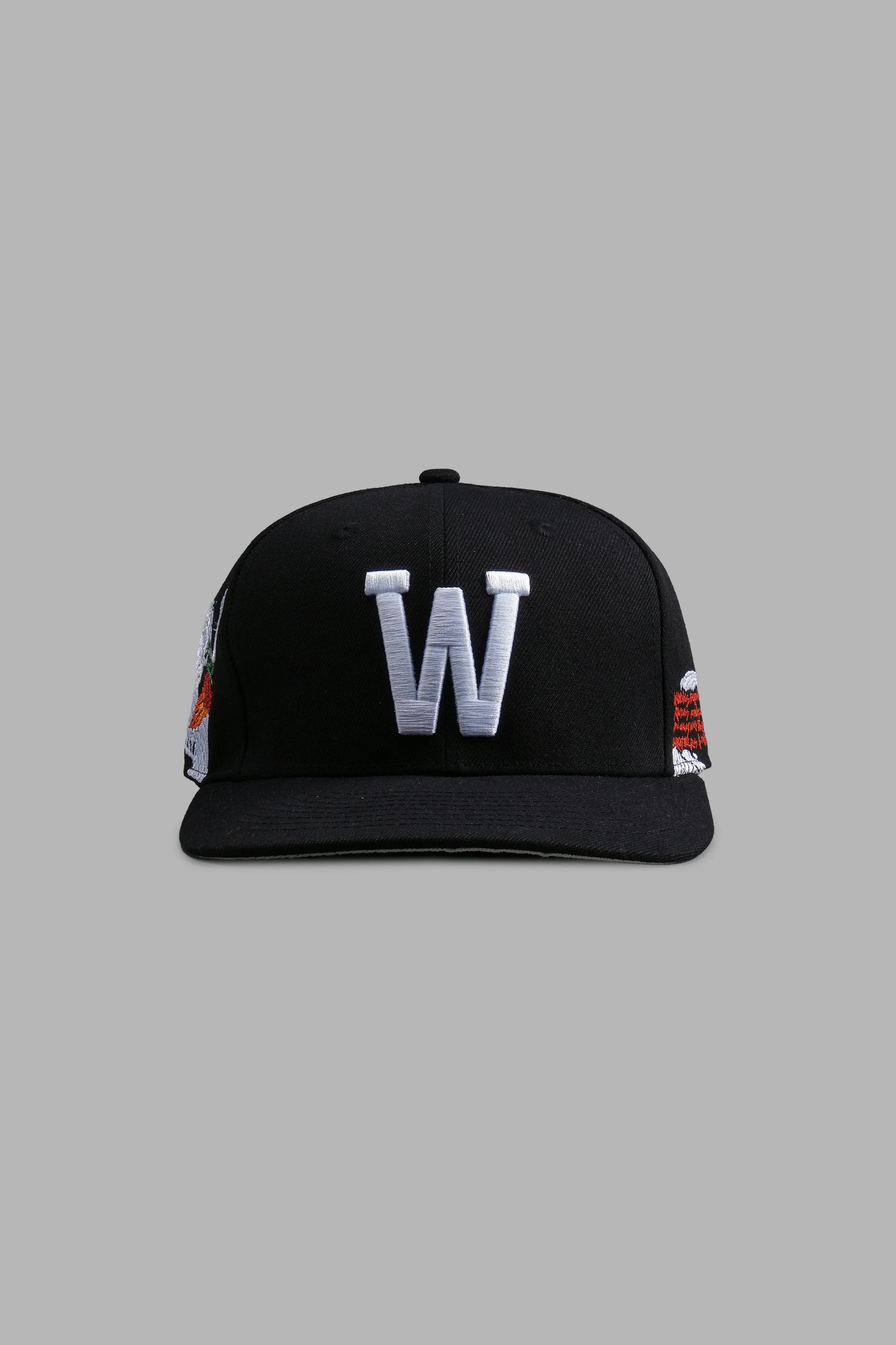 The Snake and The Rose Fitted Hat in Black