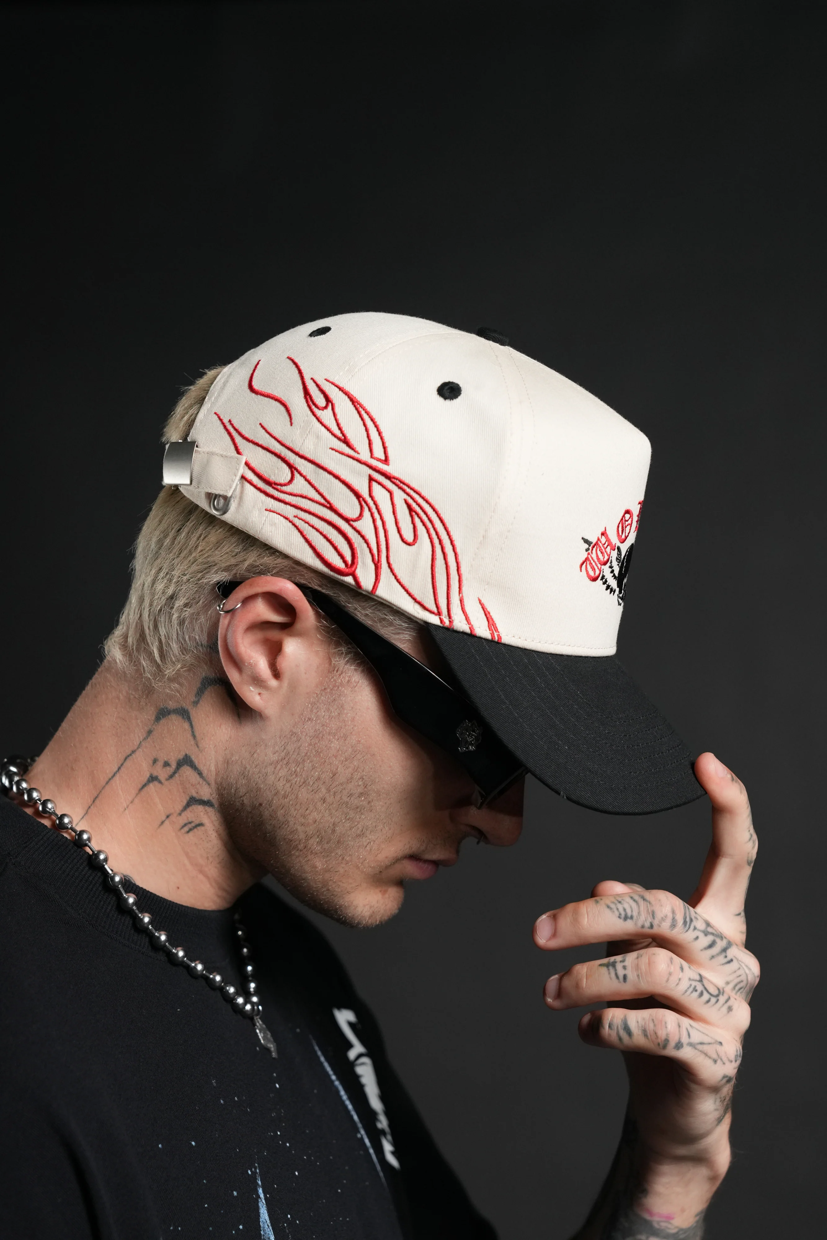 Twin Flame 5 Panel Hat in Cream/Black - Image 5