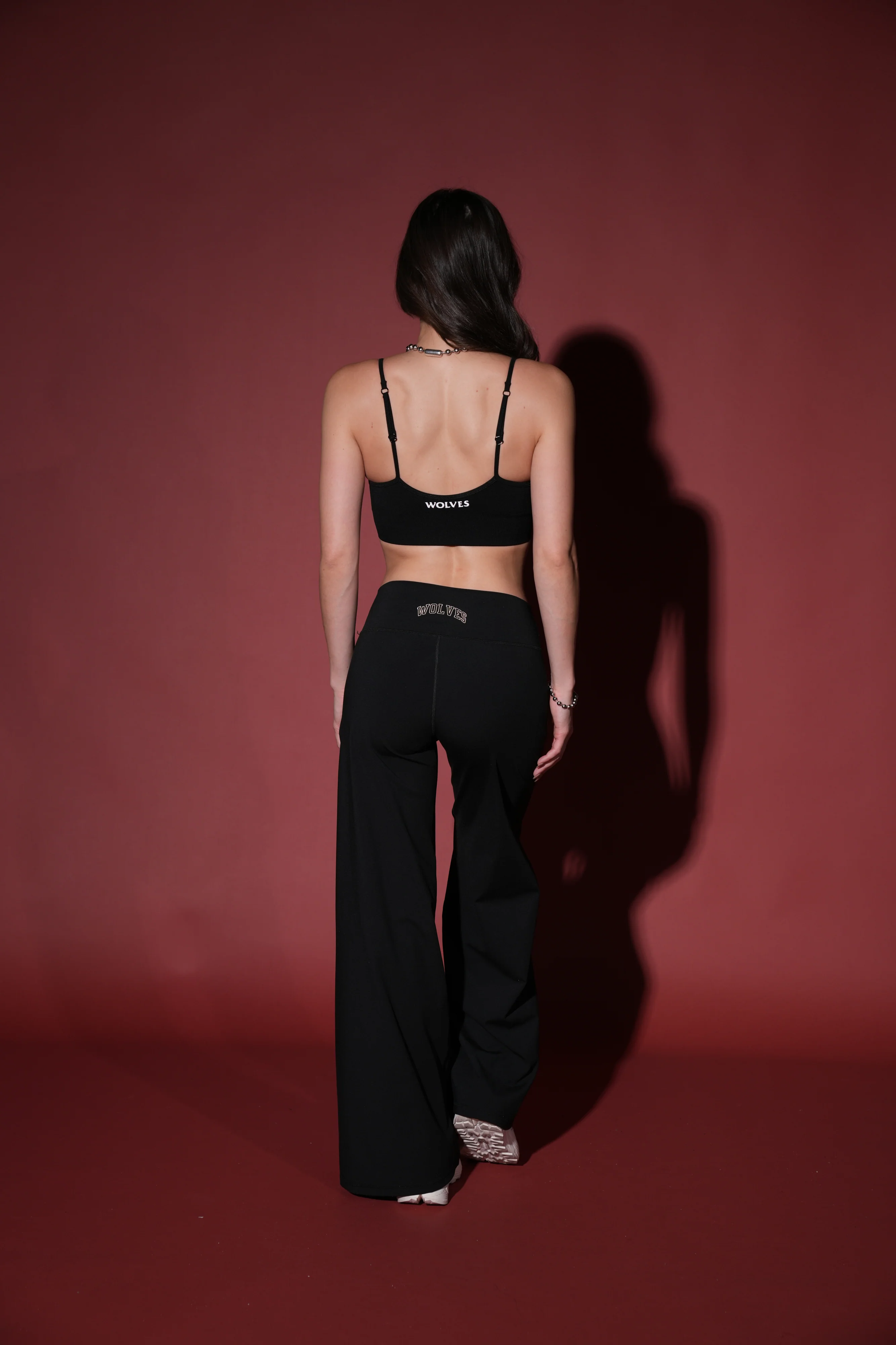 Victory "Everson Seamless" Sports Bra in Black - Image 6