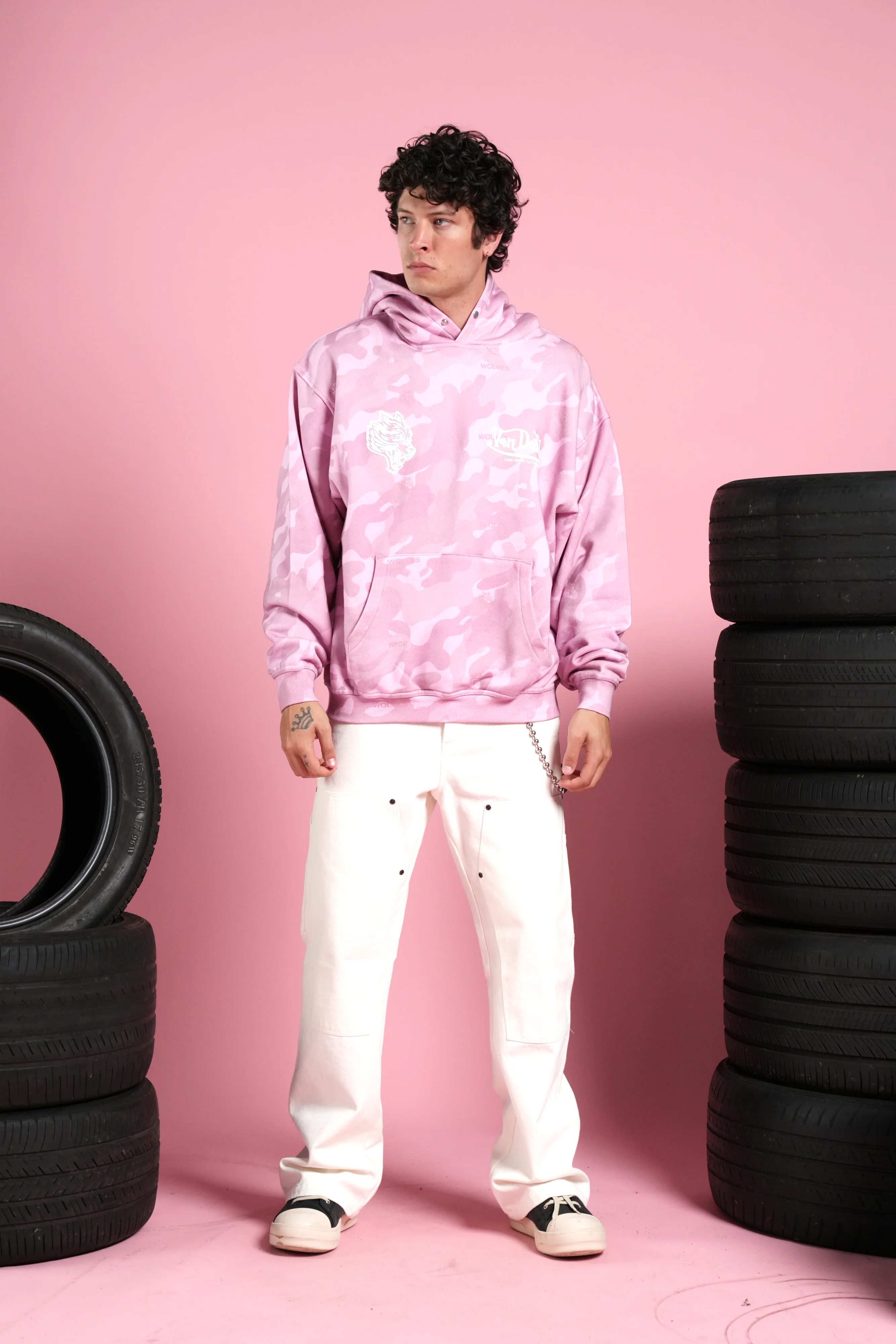 Von Wild Pierce Hoodie in Dsvd Bubblegum Camo - Image 11