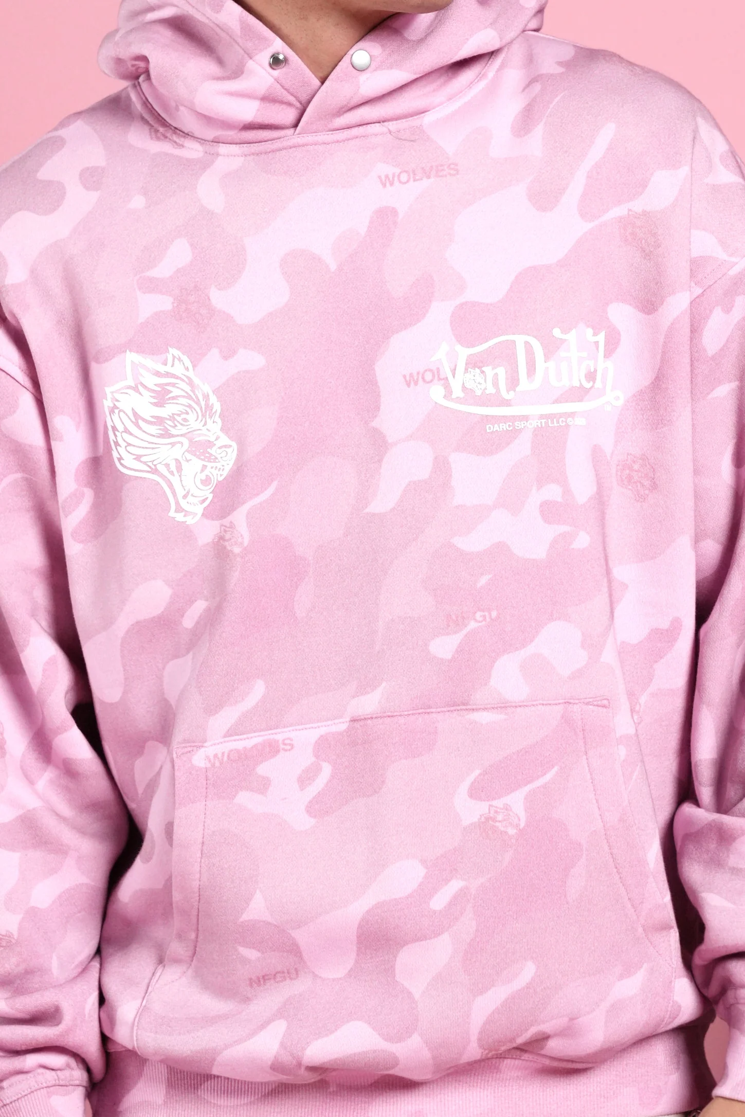 Von Wild Pierce Hoodie in Dsvd Bubblegum Camo - Image 13
