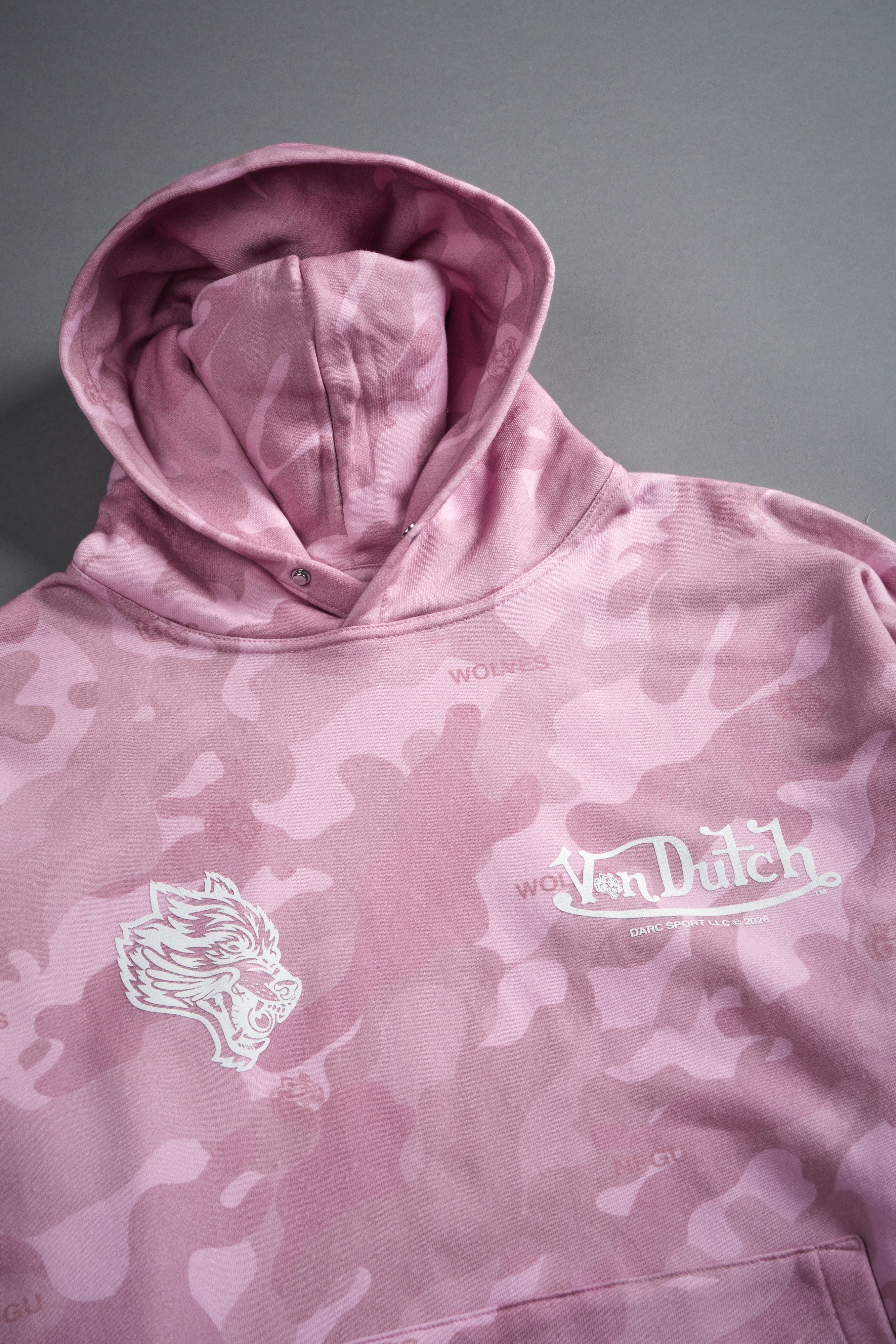 Von Wild Pierce Hoodie in Dsvd Bubblegum Camo - Image 15