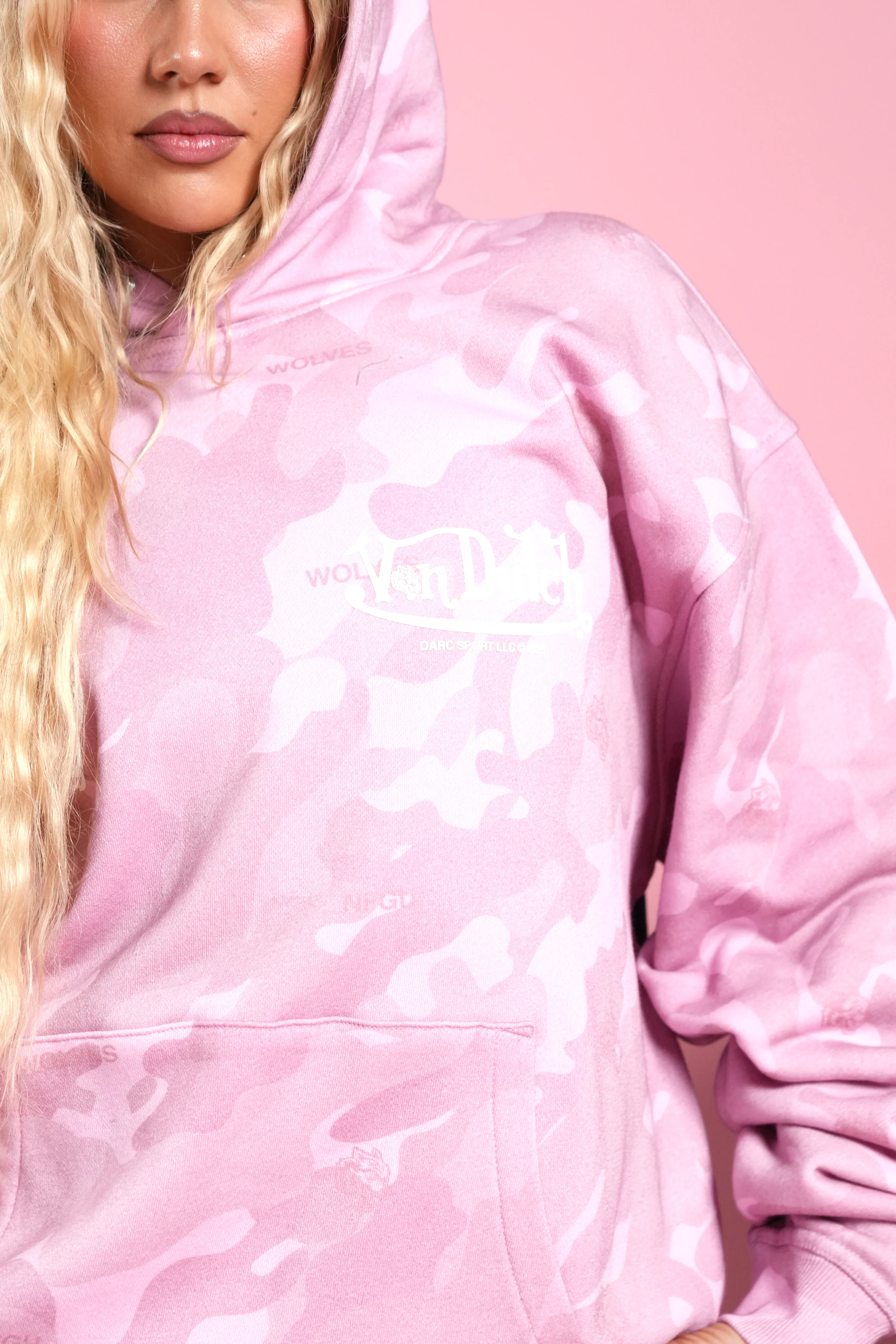 Von Wild Pierce Hoodie in Dsvd Bubblegum Camo - Image 7