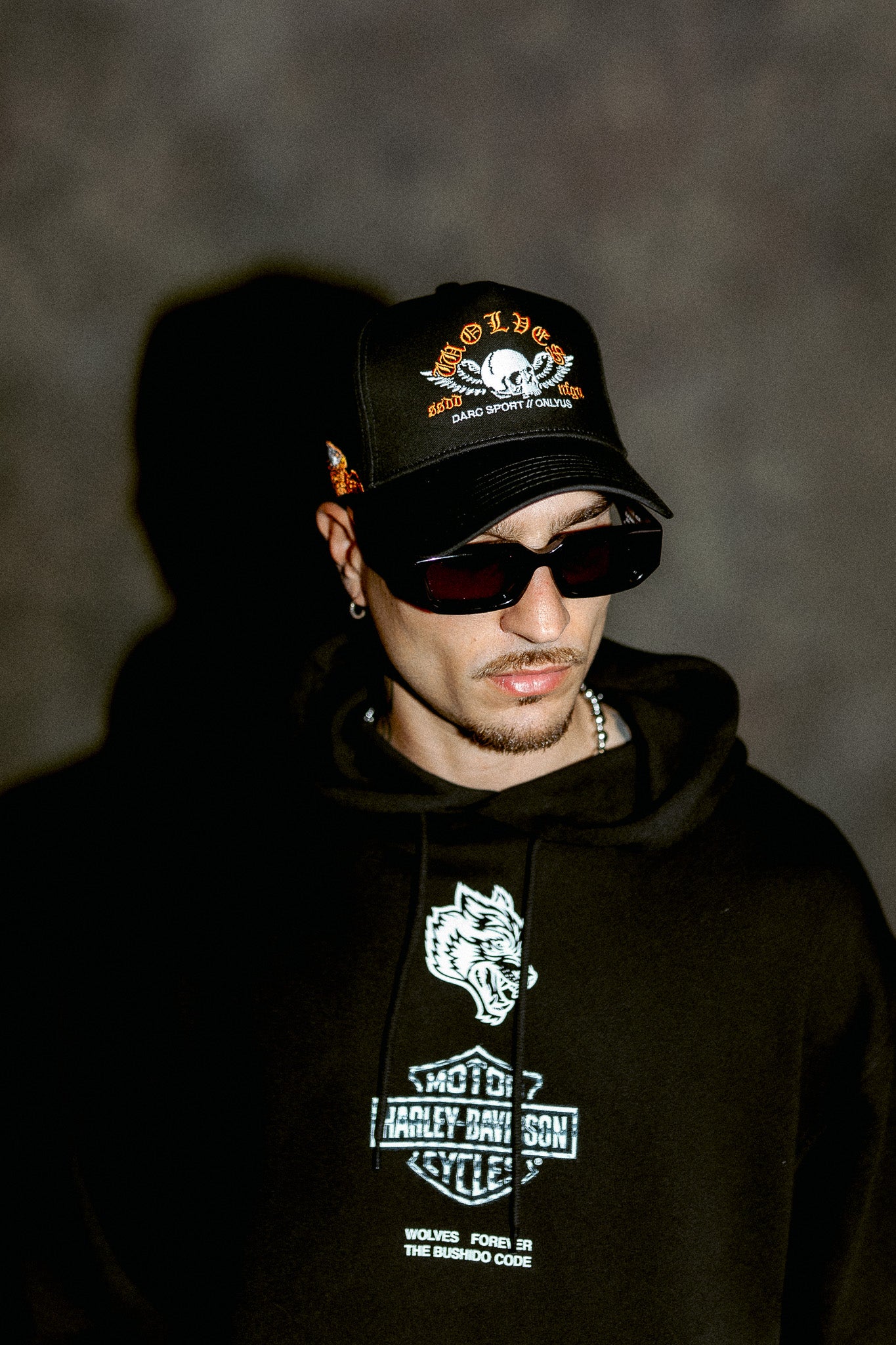 Weighted Wings 5 Panel Hat in Black