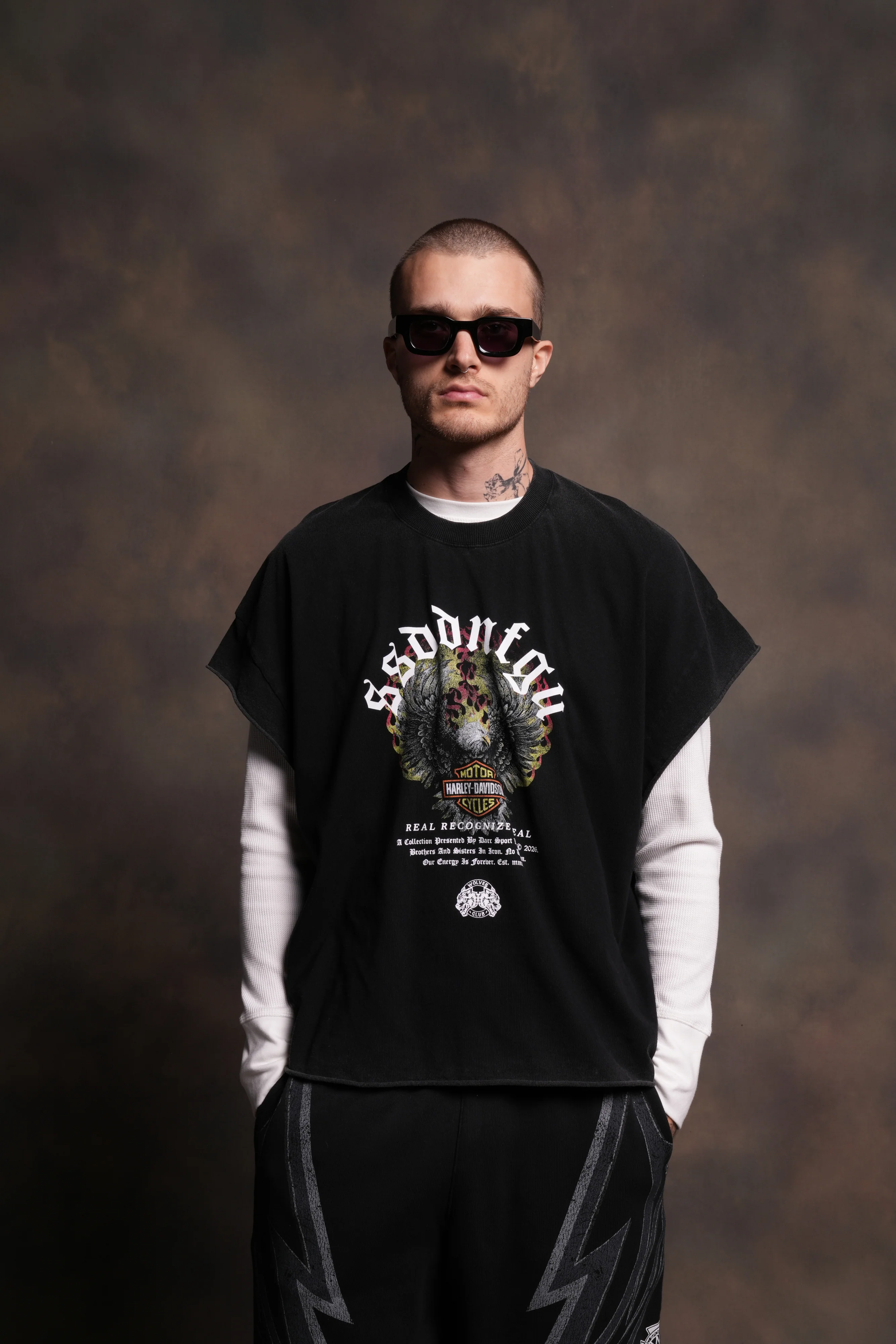 Wings of Fire Grunge Cut-Off Tee in Black - Image 2