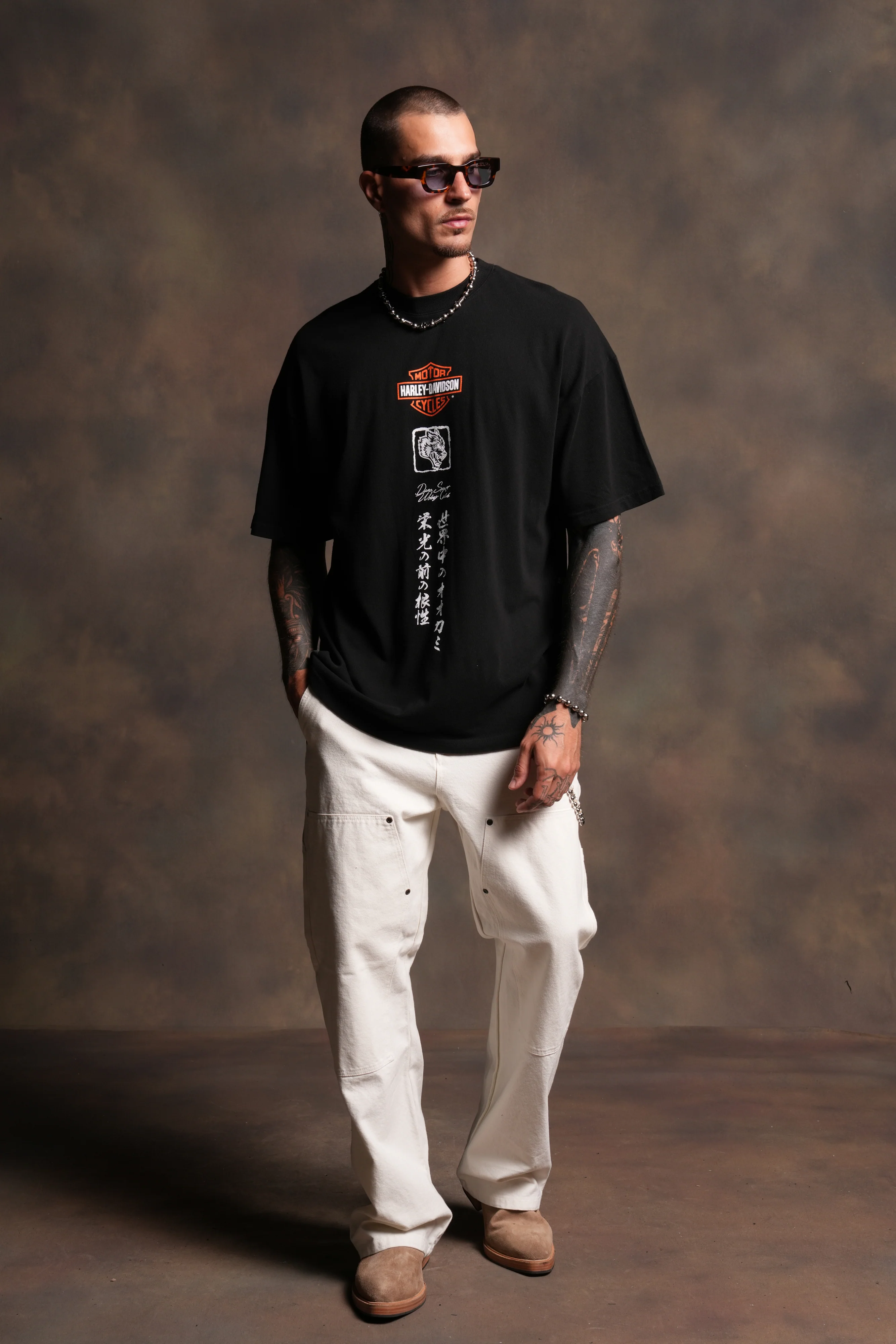 Wlvs Code Side-By-Side Series Premium Tee in Black - Image 5