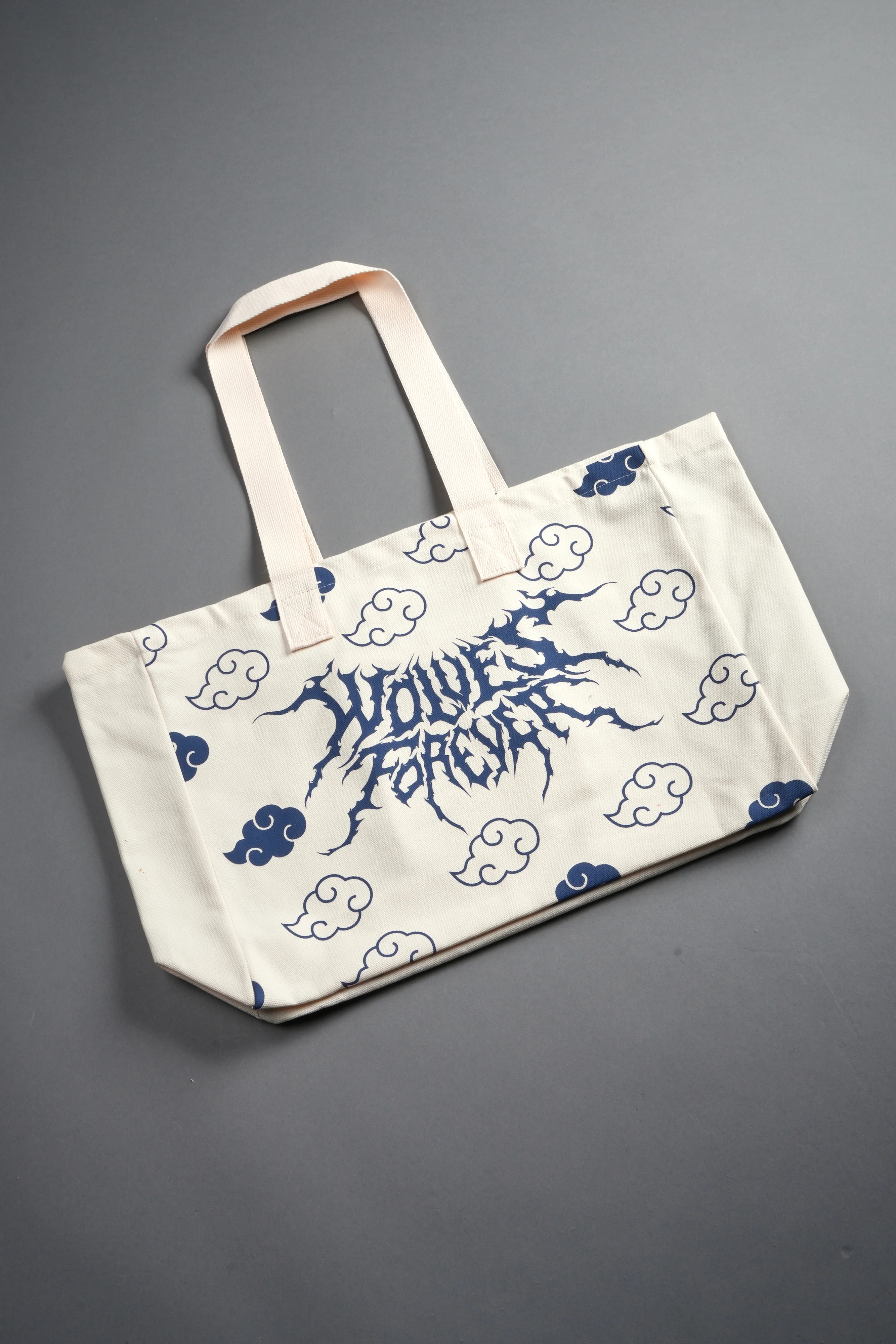 Wolf Clouds Canvas Tote in Cream/Blue - Image 5