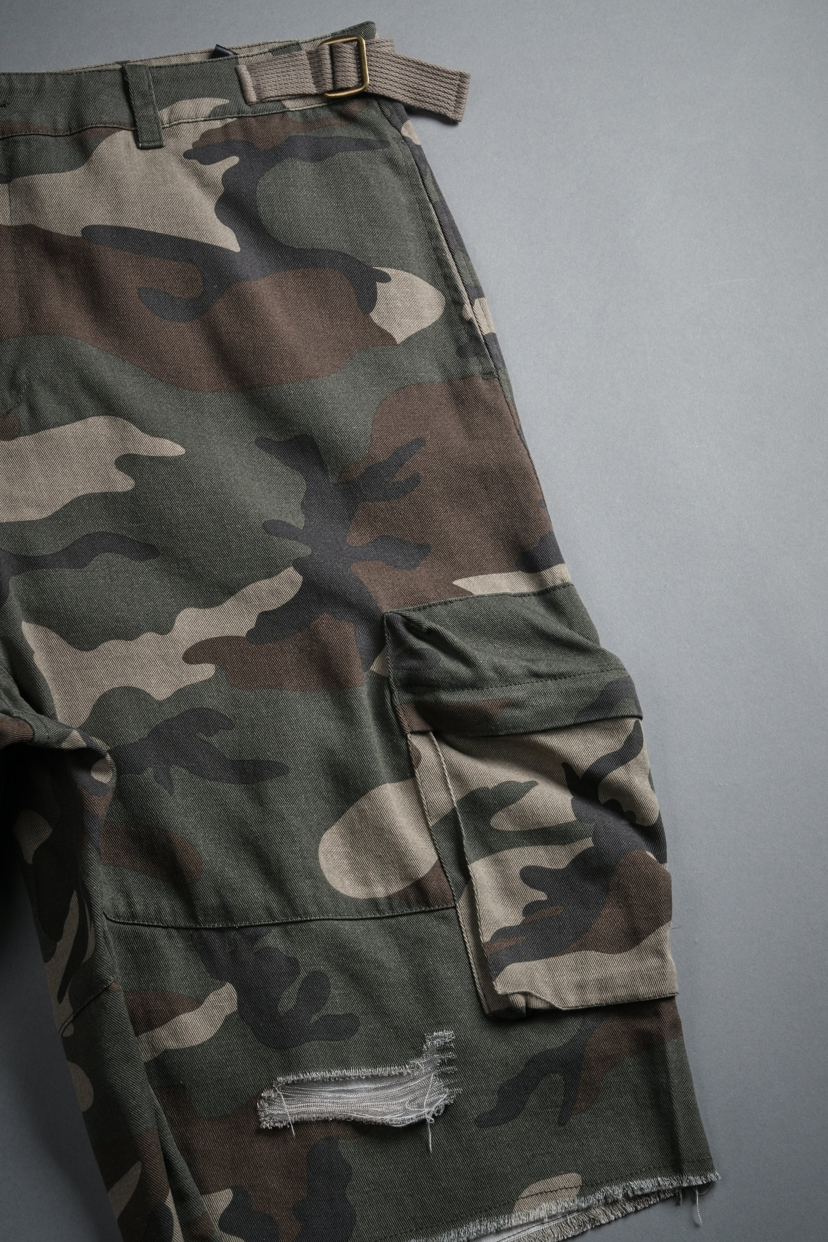 Wolves Chopper Duke Cargo Shorts in Creekwood Camo - Image 9