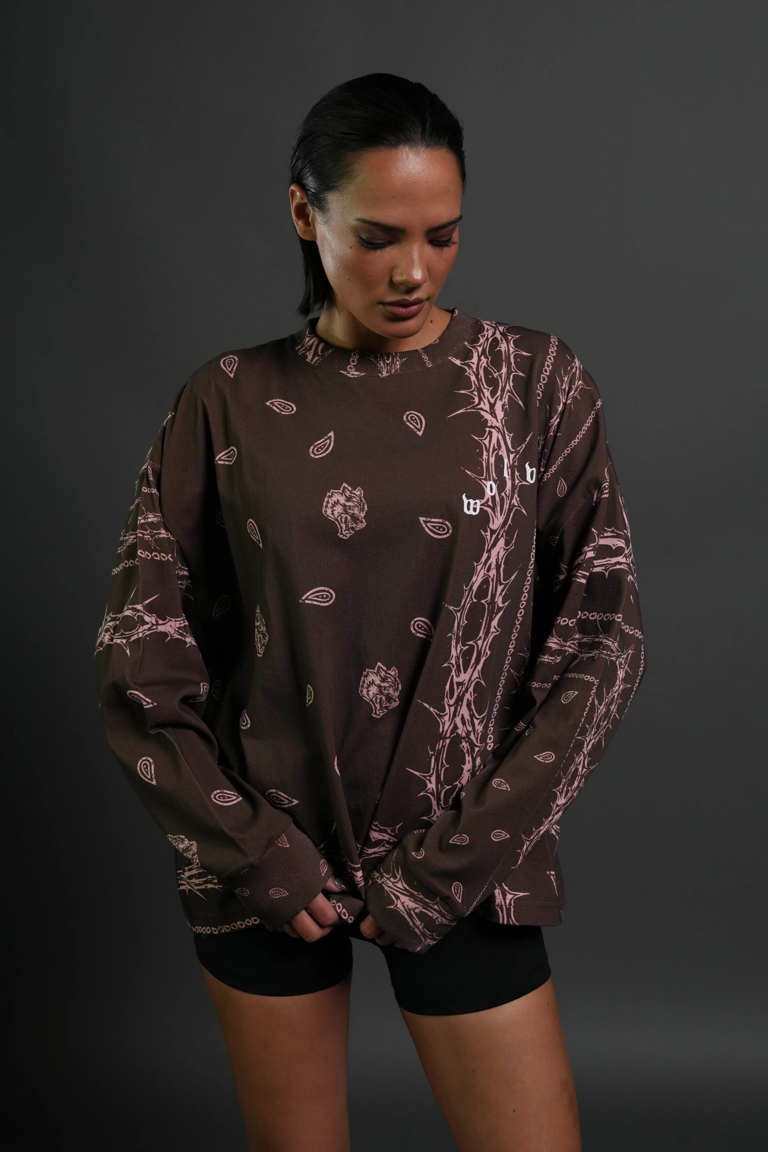 Wolves Pyramid Grunge "Box Cut" L/S Tee in Desert Dust Thorn Paisley - Image 12