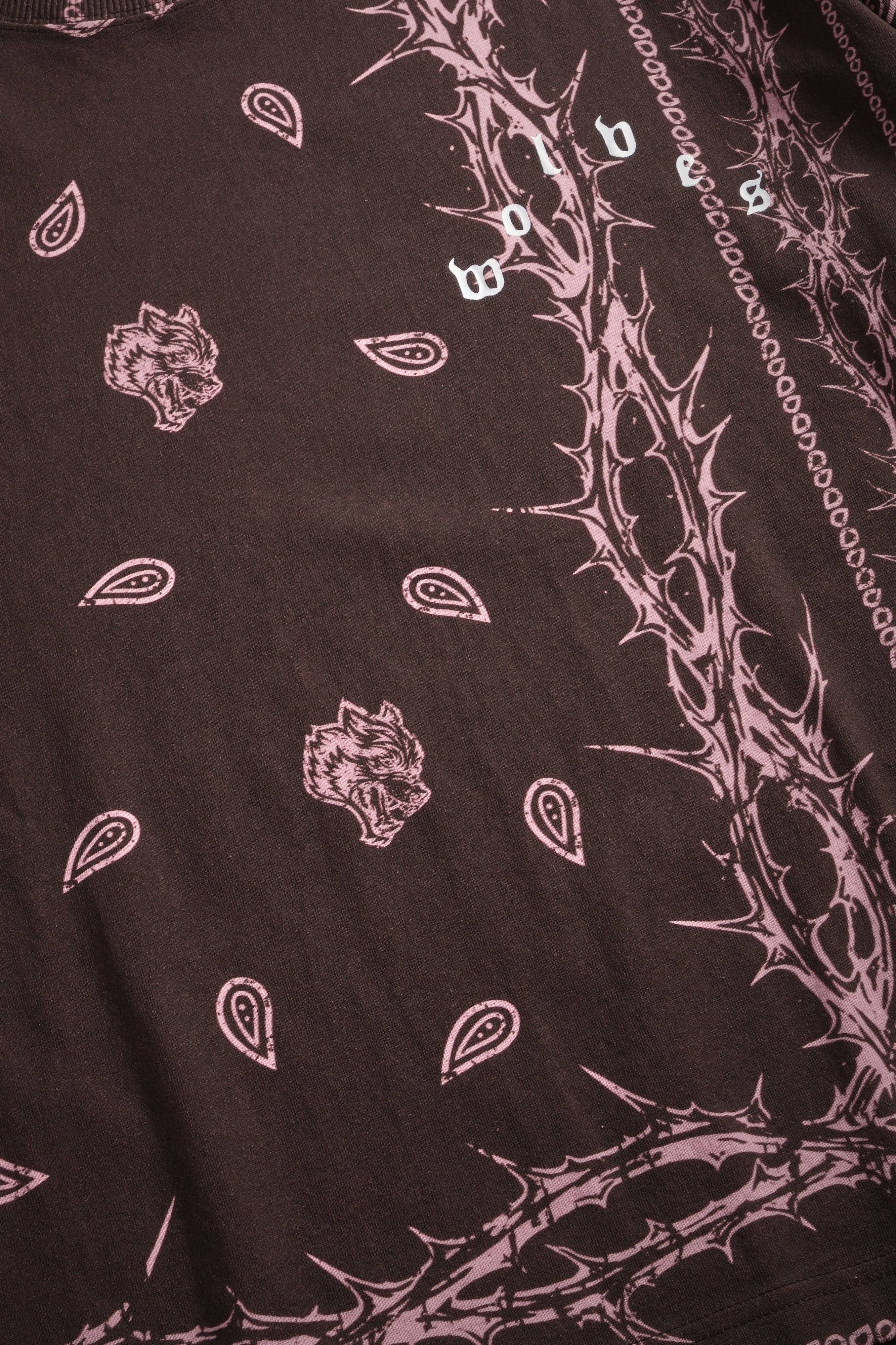 Wolves Pyramid Grunge "Box Cut" L/S Tee in Desert Dust Thorn Paisley - Image 9
