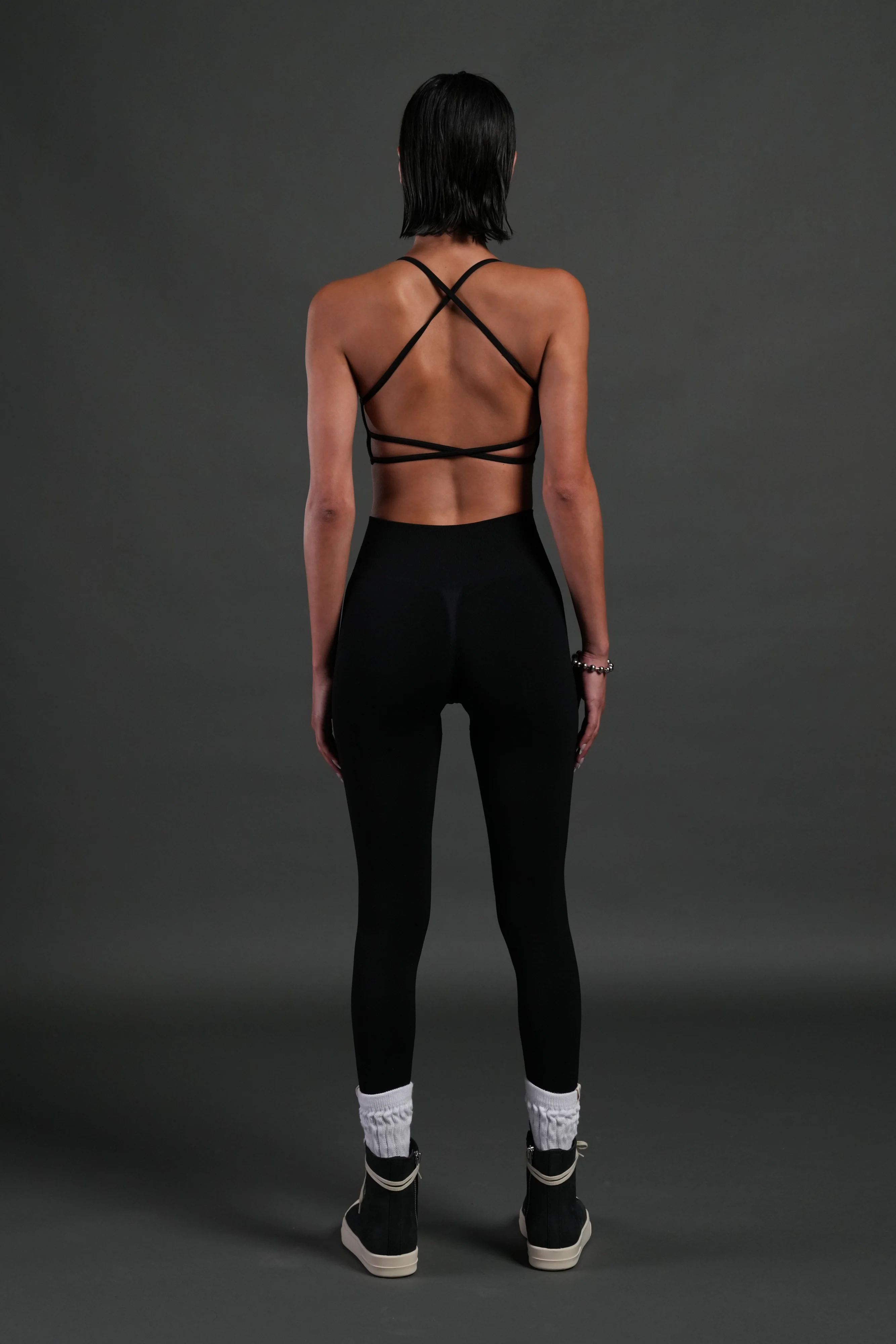 Wolves Pyramid "Layla" Soft Seamless Bra in Black - Image 4