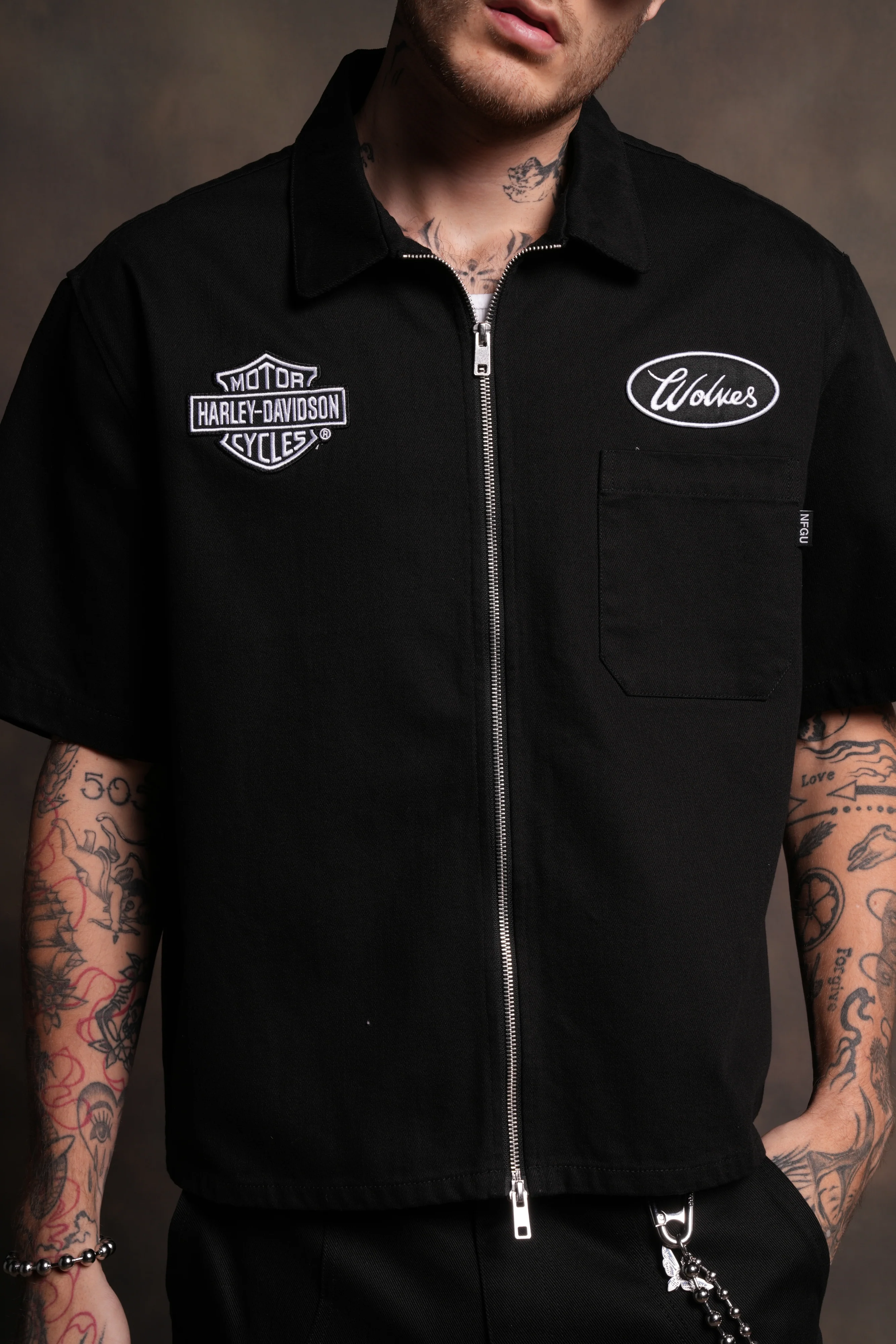 Wolves Ride Vince Shirt in Black - Image 9