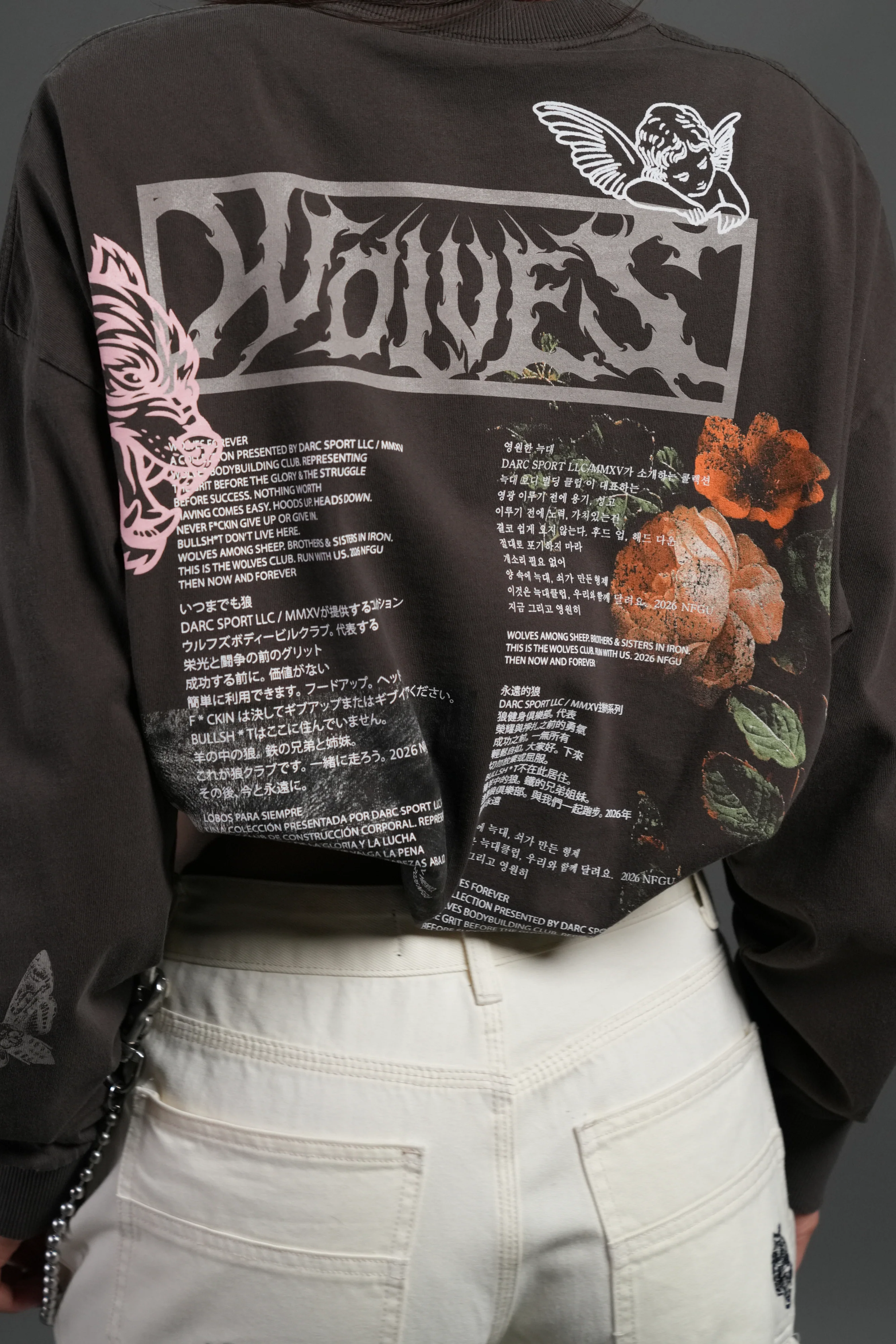 Wolves Valor Grunge Mid Length Raw Hem Ls Tee in Darc Brown Drift Wash - Image 8